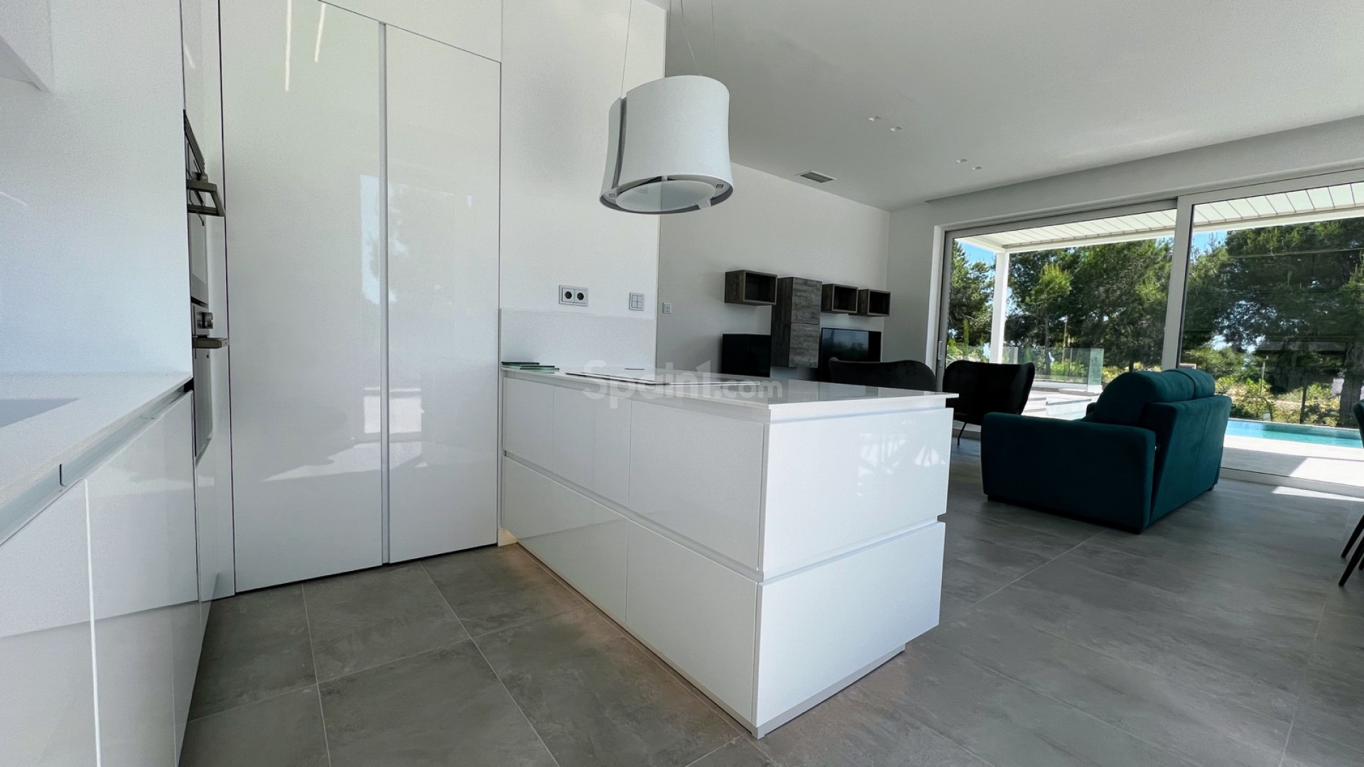 Resale - Villa -
Las Colinas