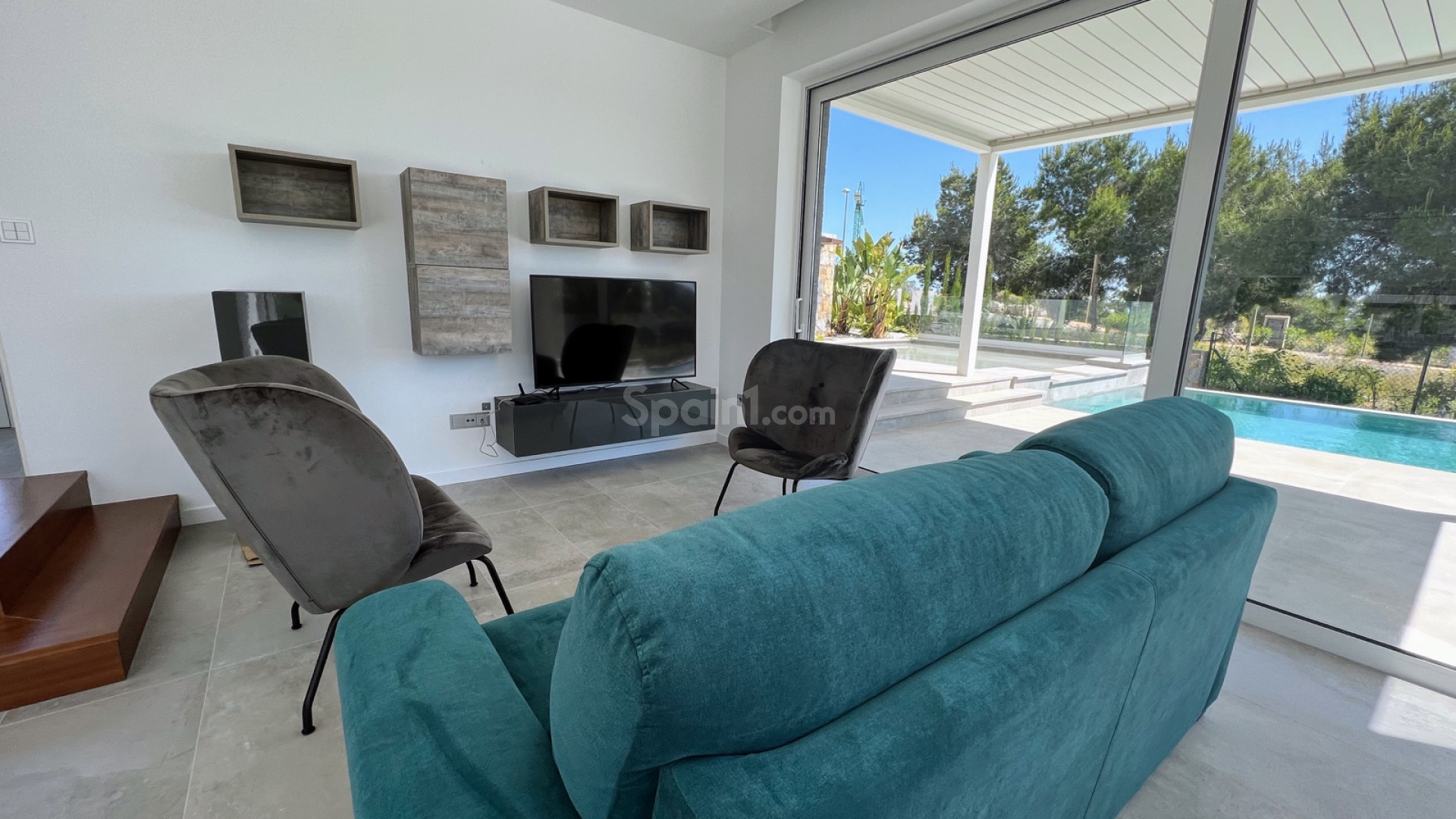 Resale - Villa -
Las Colinas