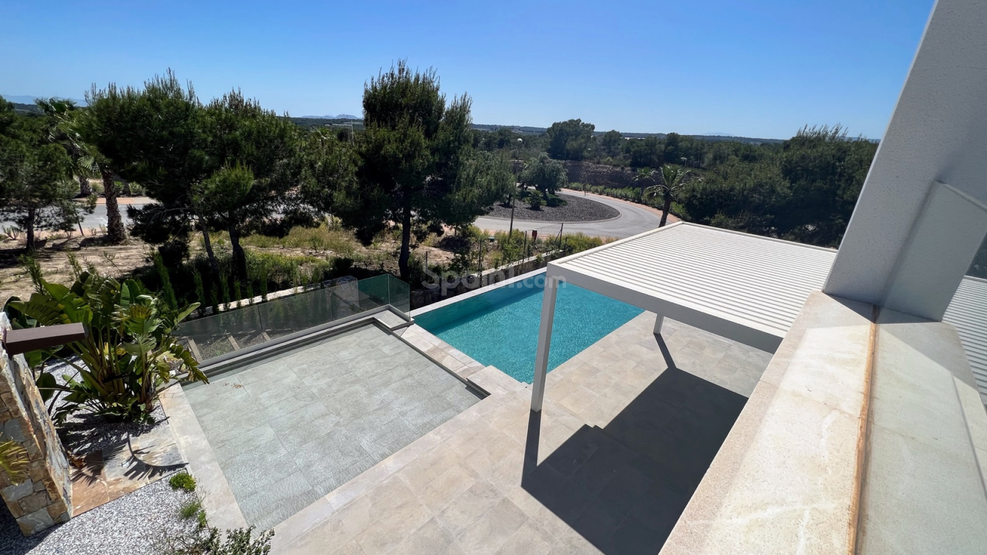 Resale - Villa -
Las Colinas