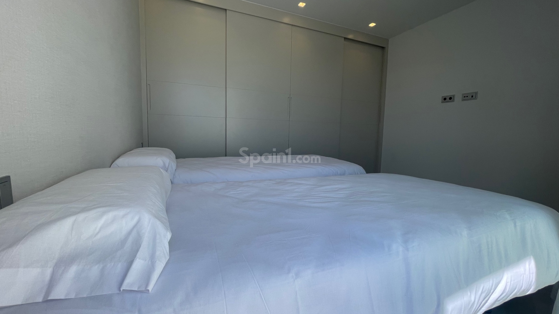 Resale - Villa -
Las Colinas