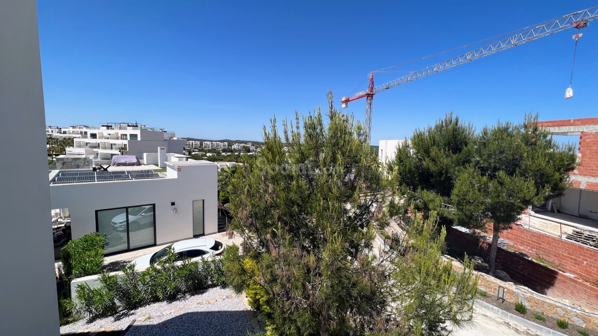 Resale - Villa -
Las Colinas