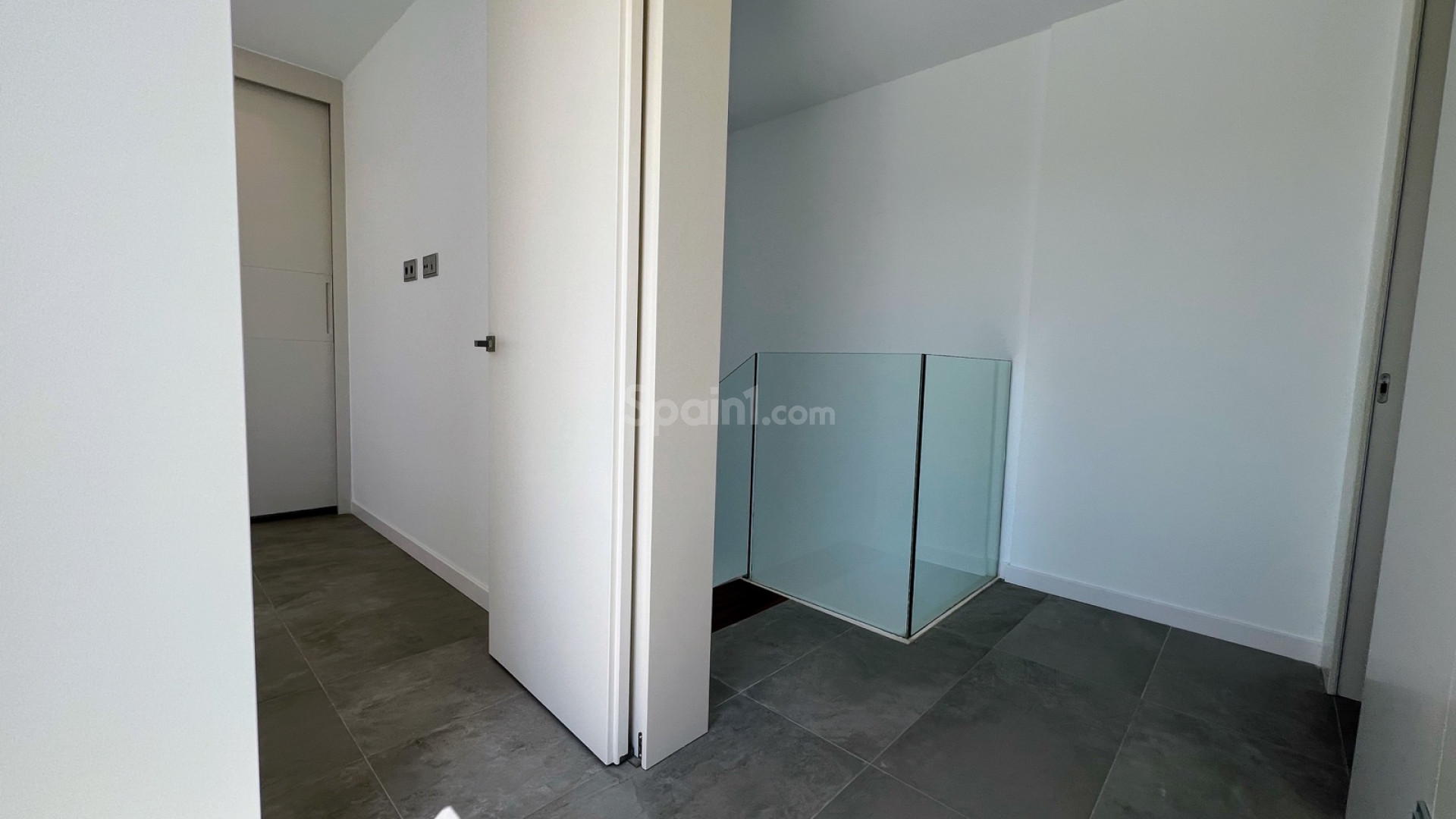 Resale - Villa -
Las Colinas