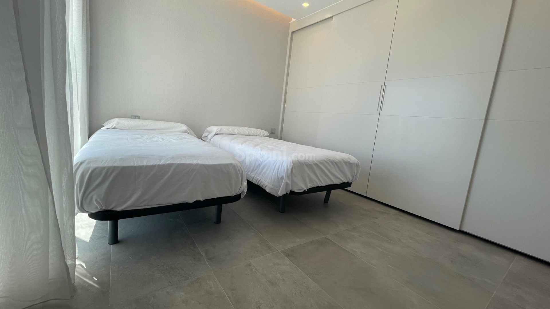 Resale - Villa -
Las Colinas
