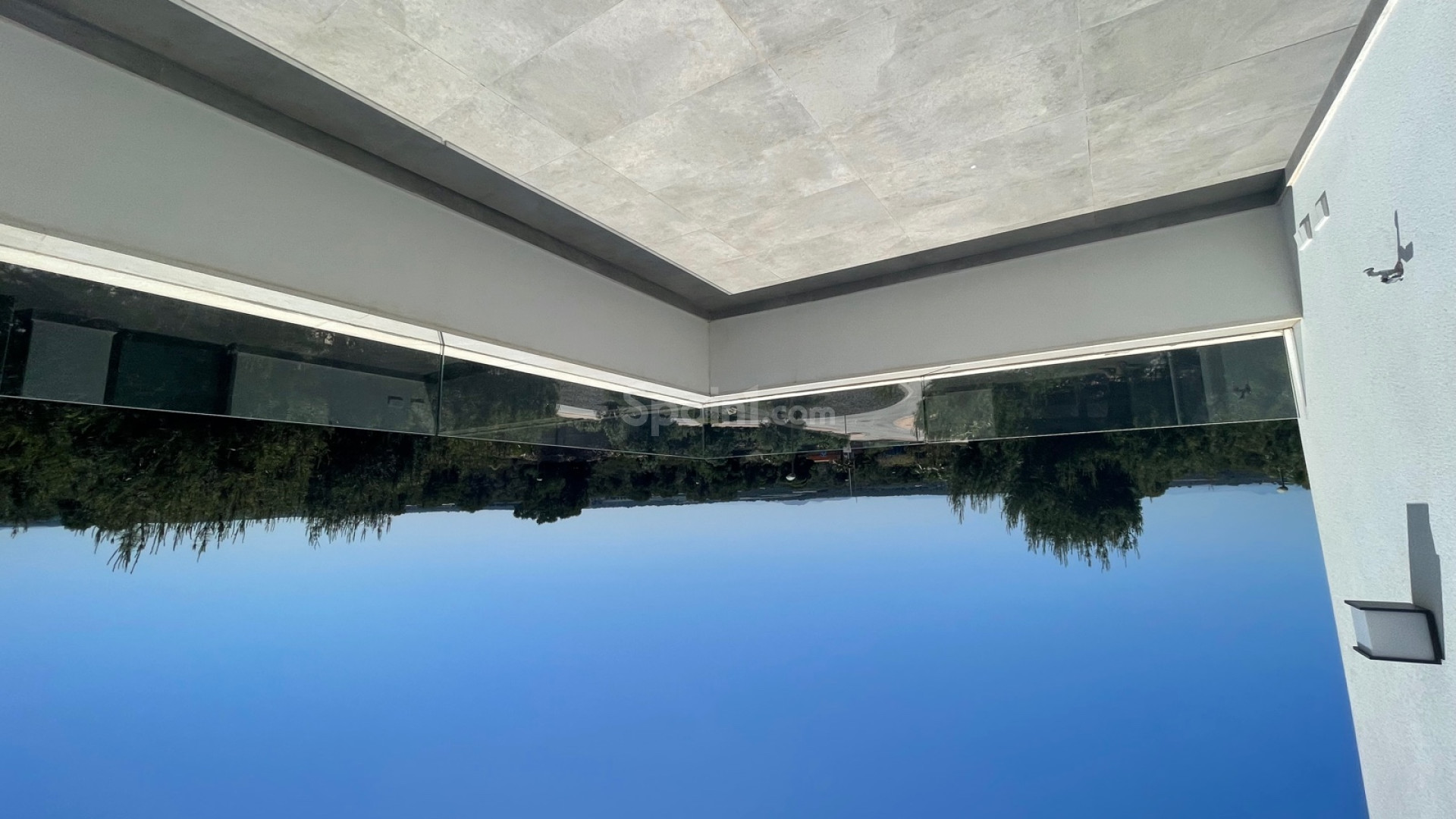 Resale - Villa -
Las Colinas