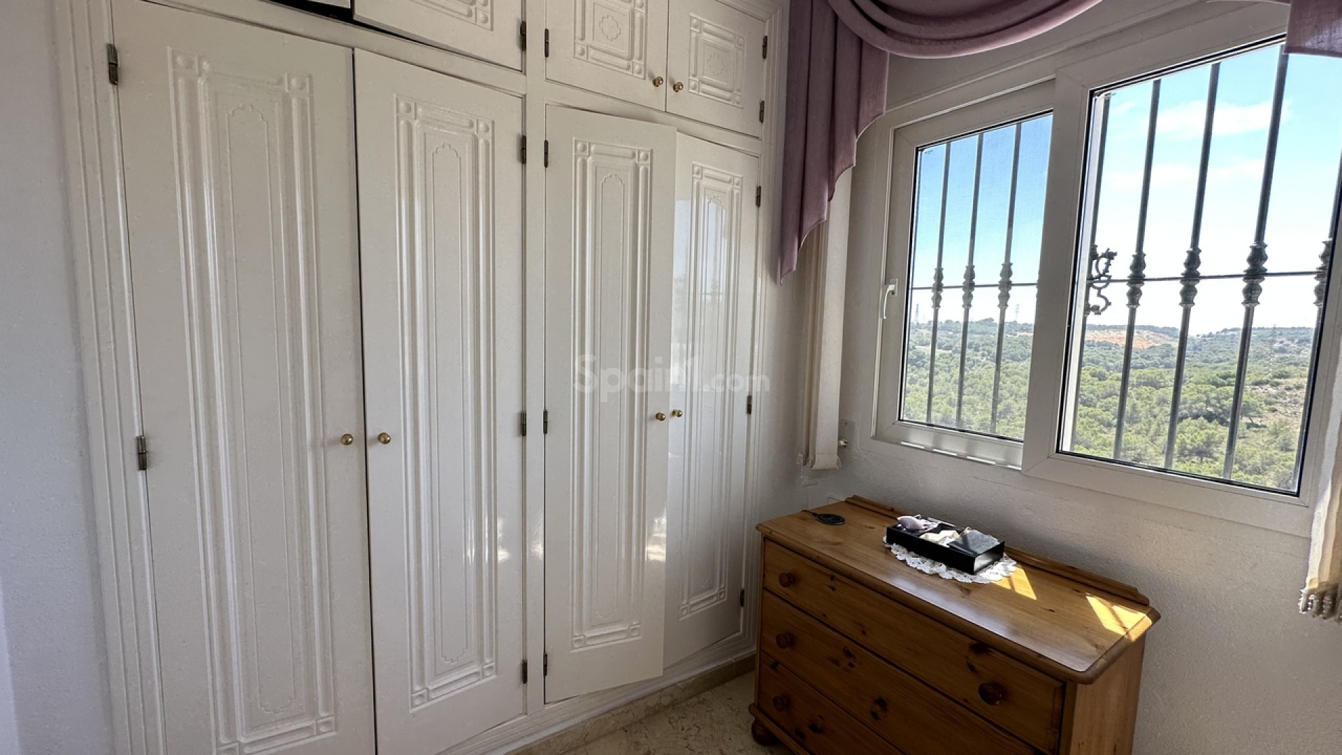 Resale - Villa -
Las Ramblas