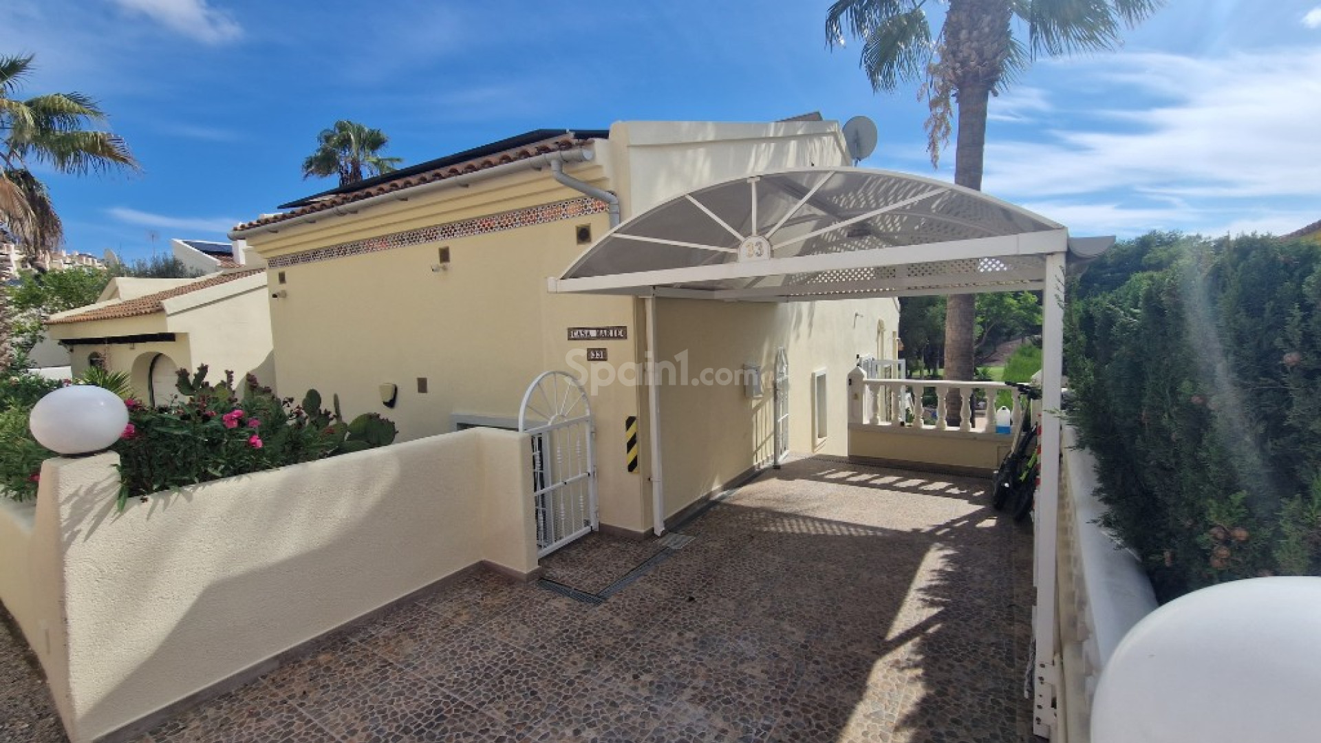 Resale - Villa -
Las Ramblas