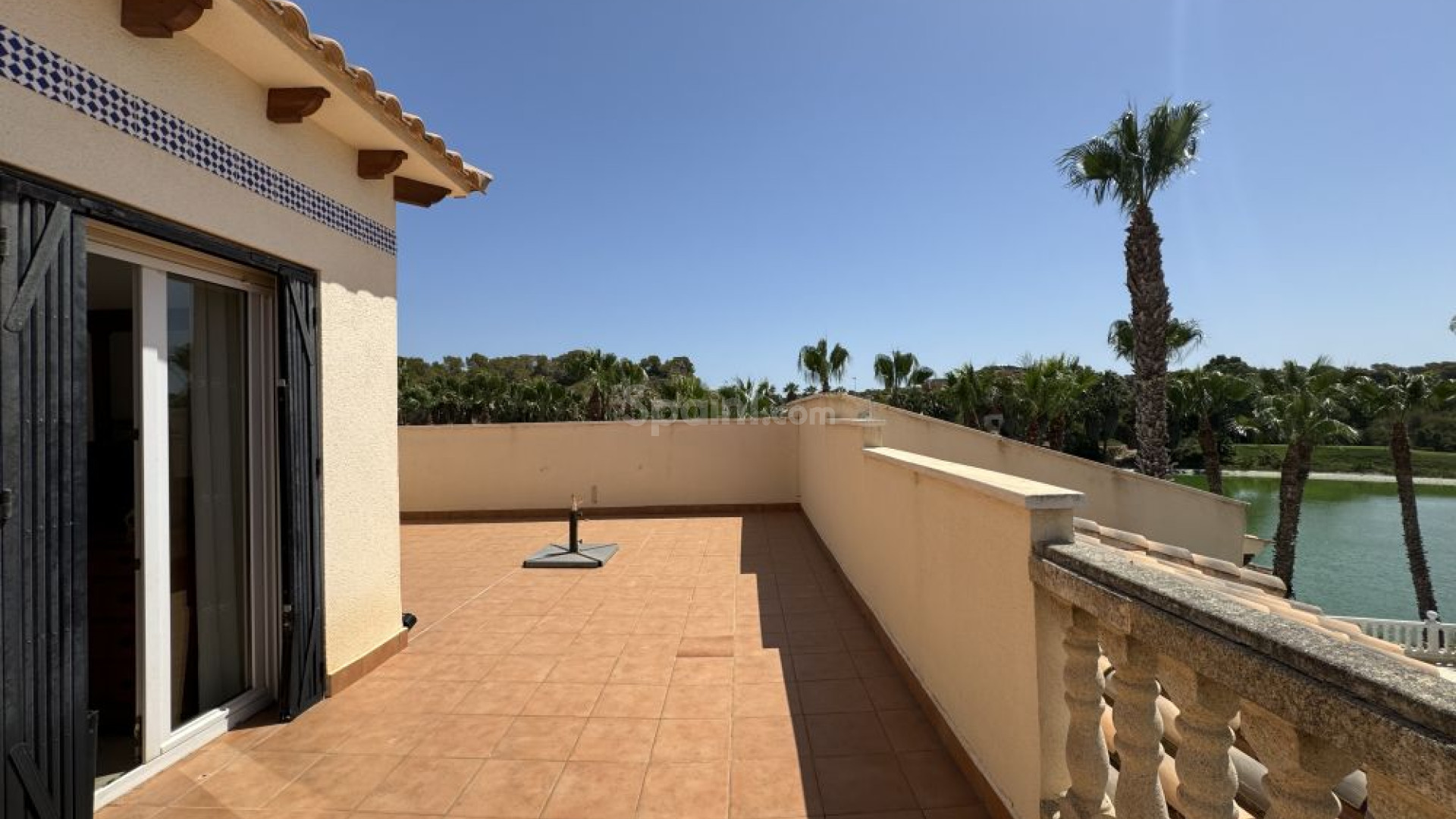 Resale - Villa -
Las Ramblas