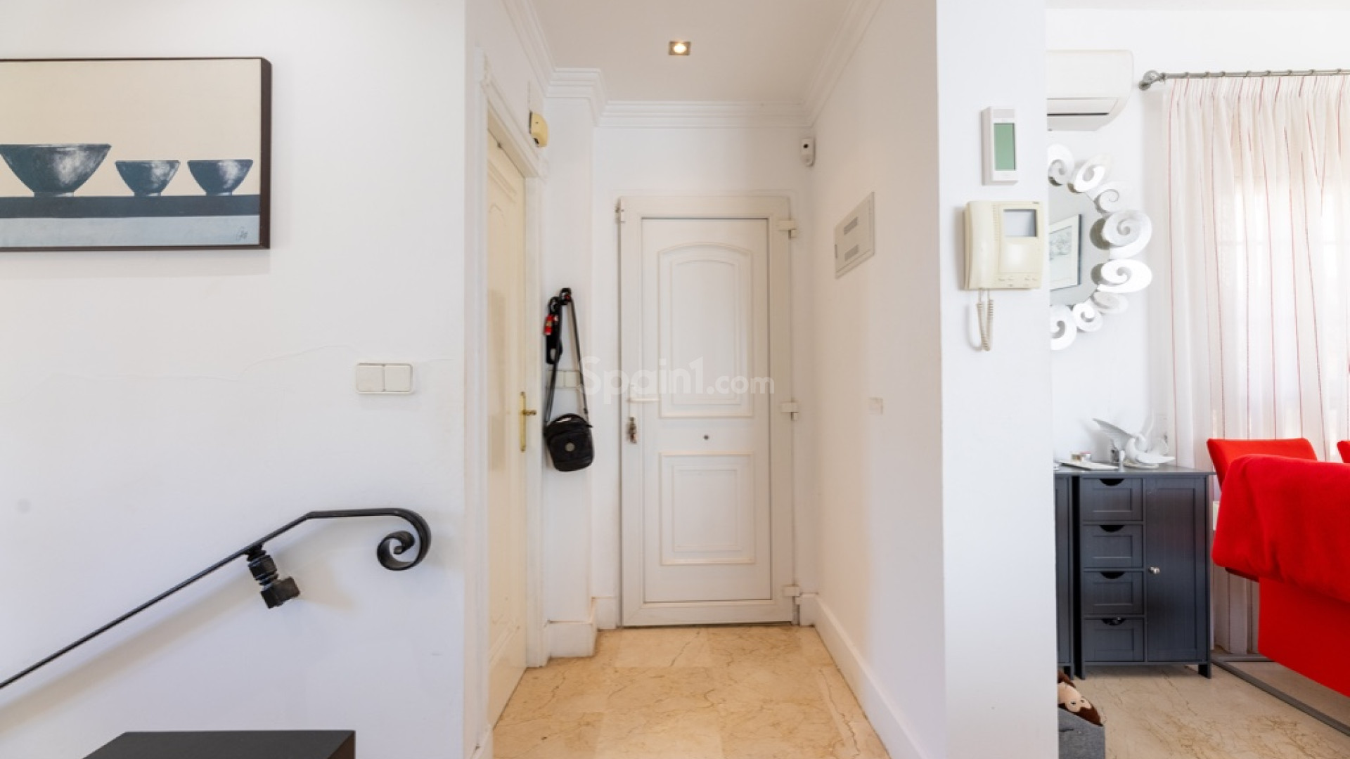 Resale - Villa -
Las Ramblas