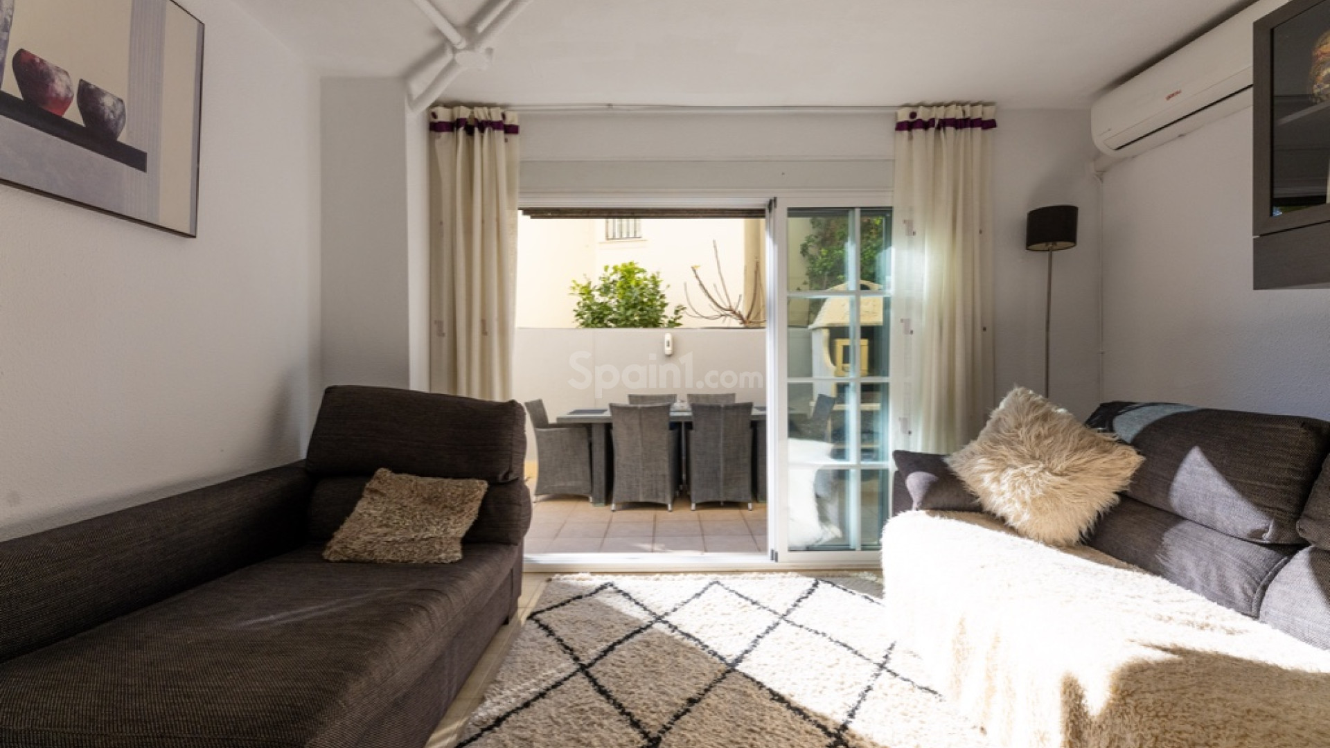 Resale - Villa -
Las Ramblas