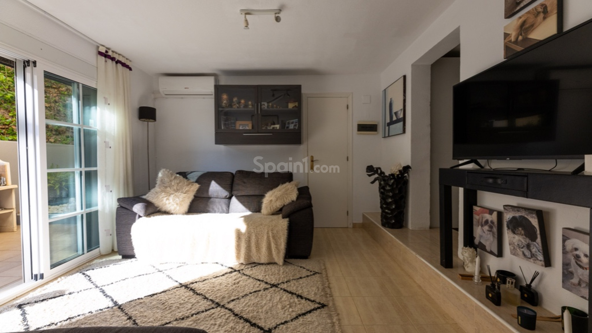 Resale - Villa -
Las Ramblas