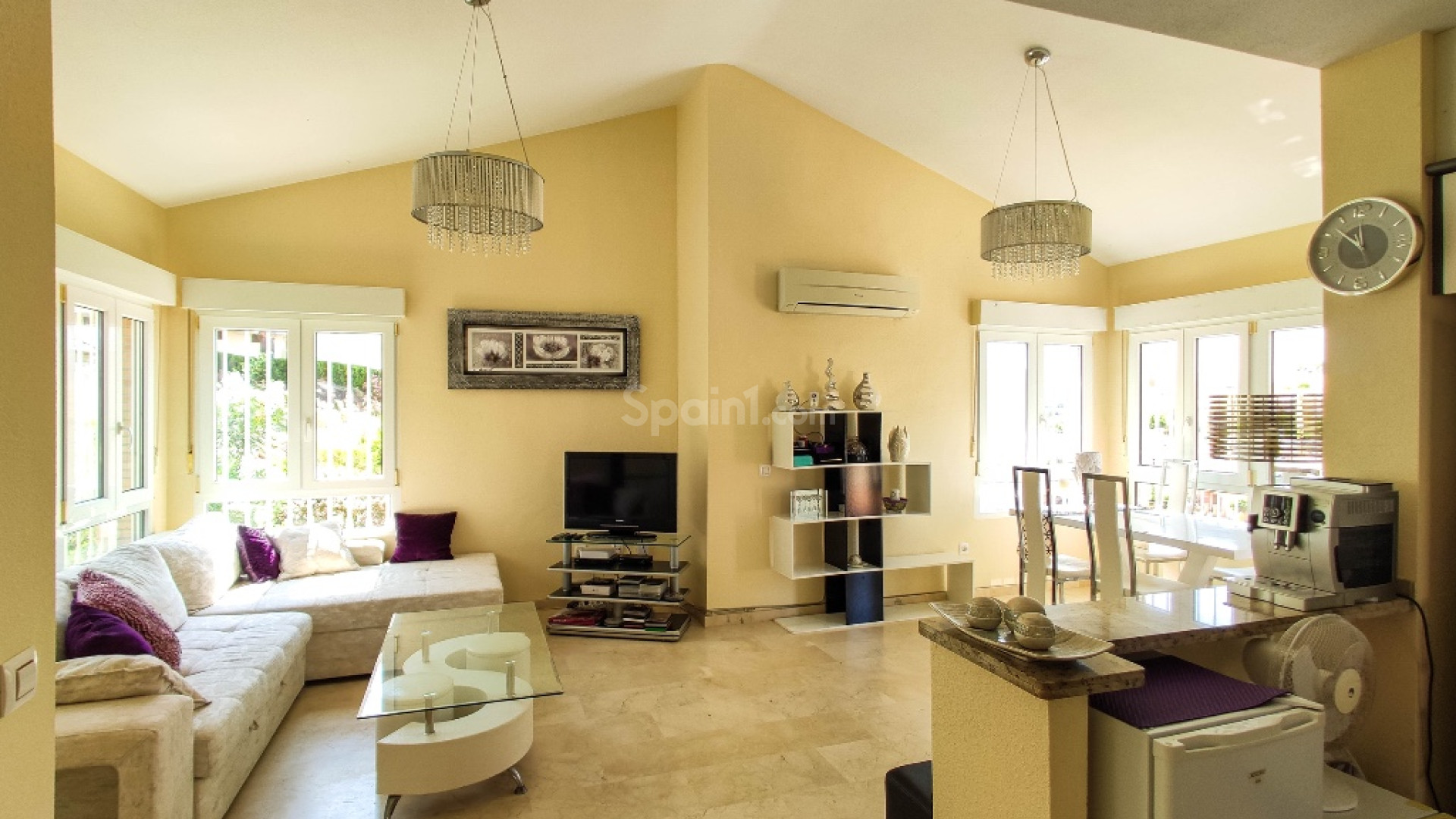 Resale - Villa -
Las Ramblas