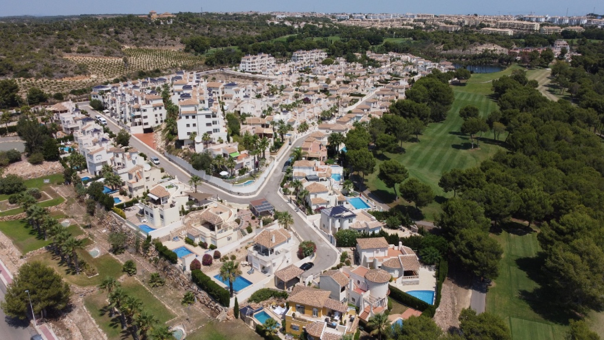 Resale - Villa -
Las Ramblas