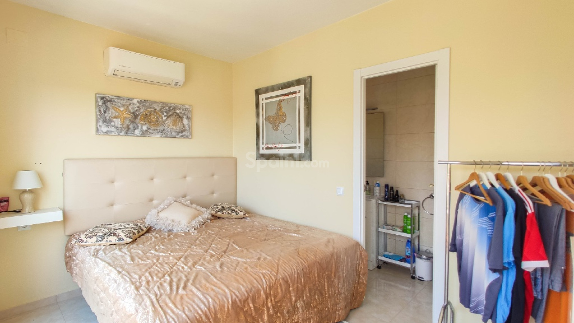 Resale - Villa -
Las Ramblas