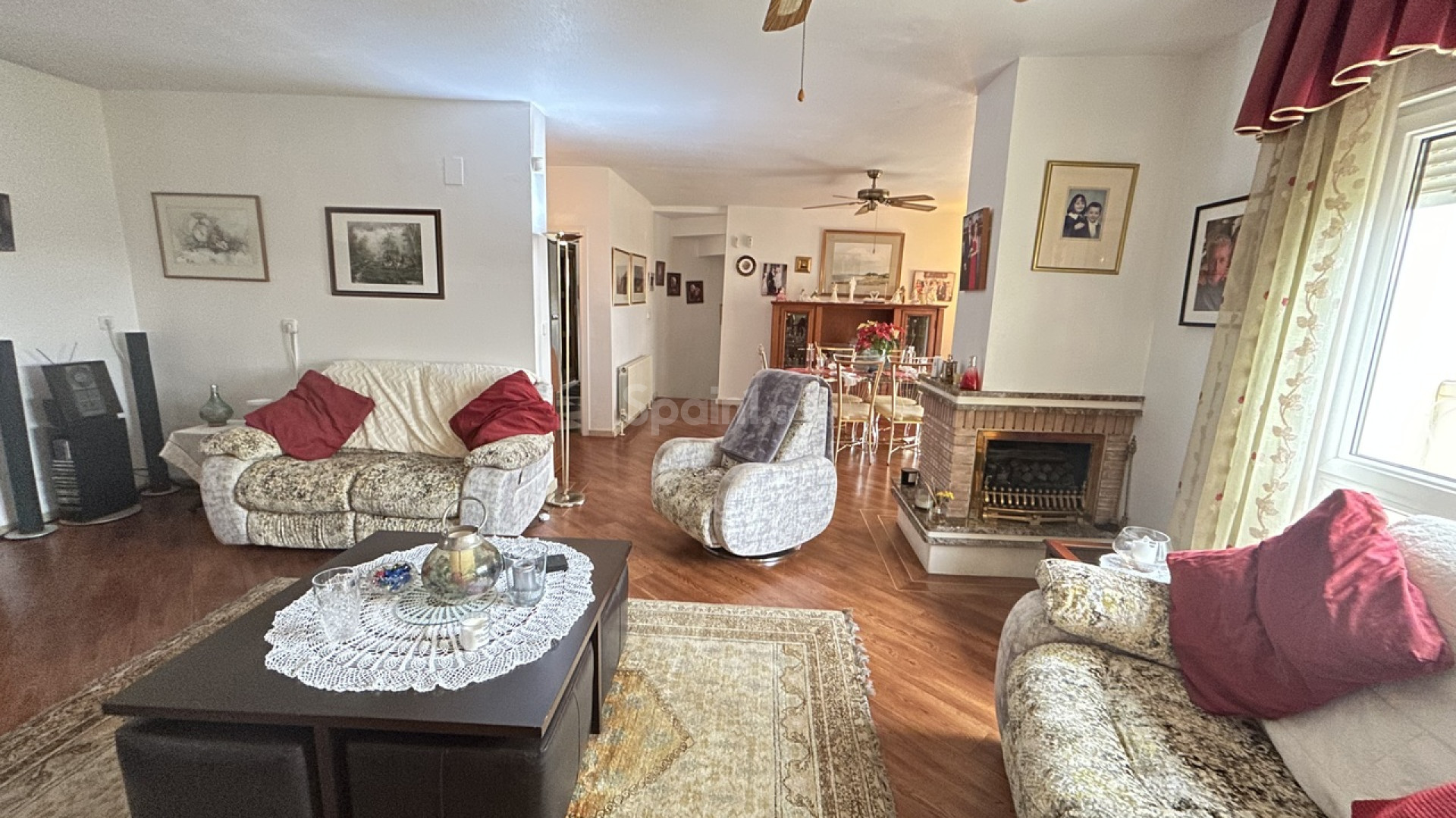 Resale - Villa -
Las Ramblas