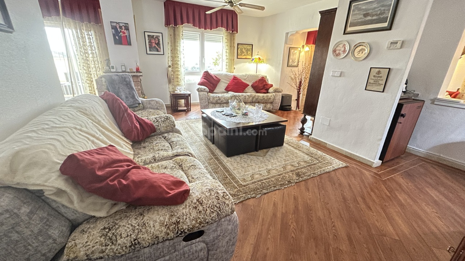 Resale - Villa -
Las Ramblas