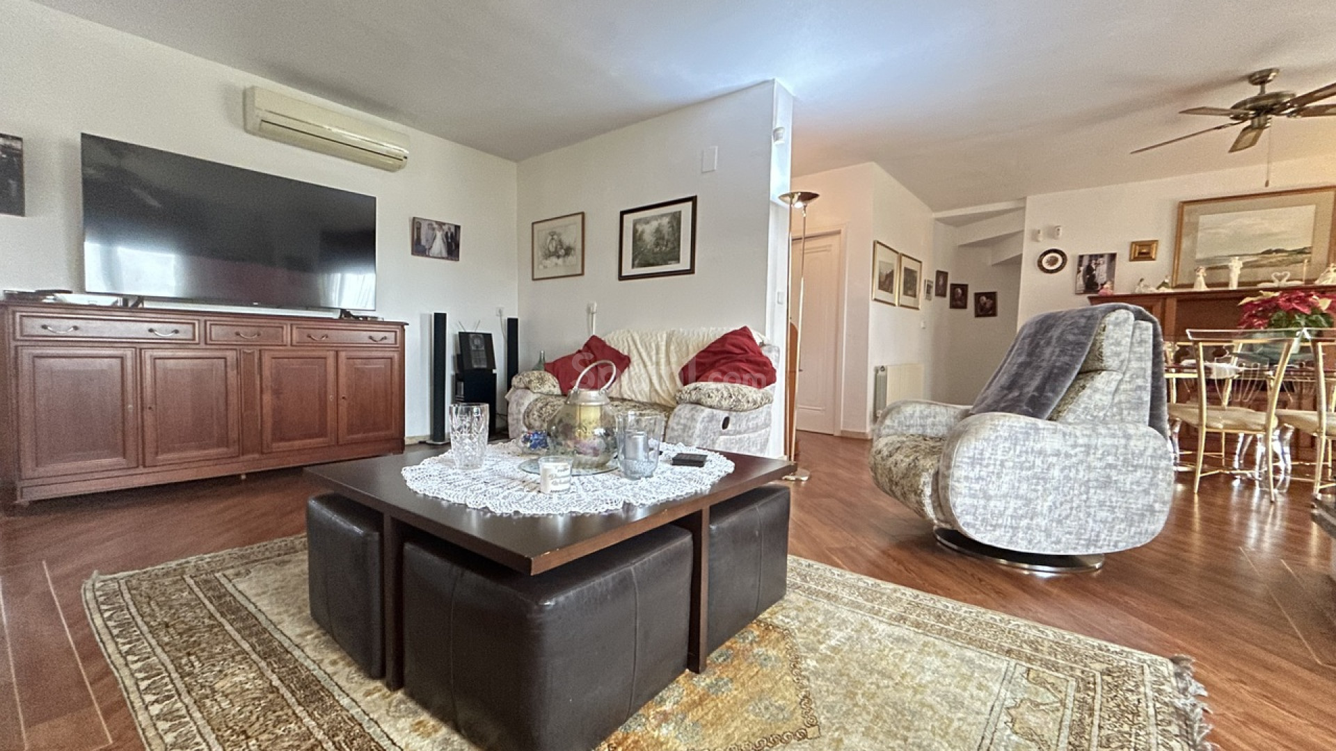 Resale - Villa -
Las Ramblas