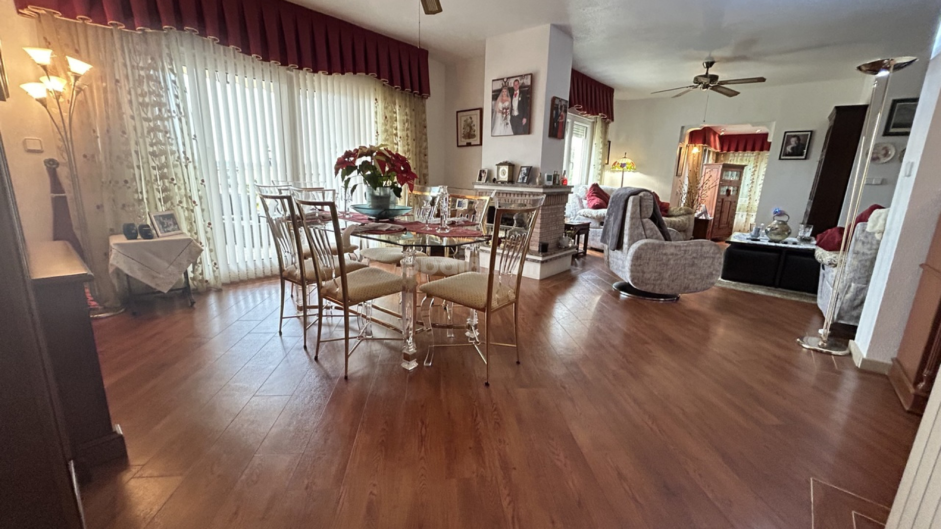 Resale - Villa -
Las Ramblas