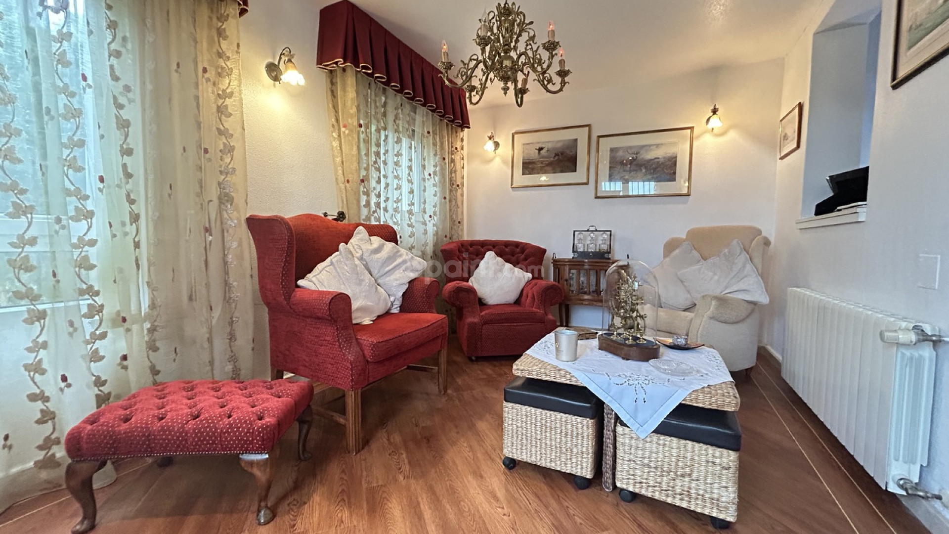 Resale - Villa -
Las Ramblas