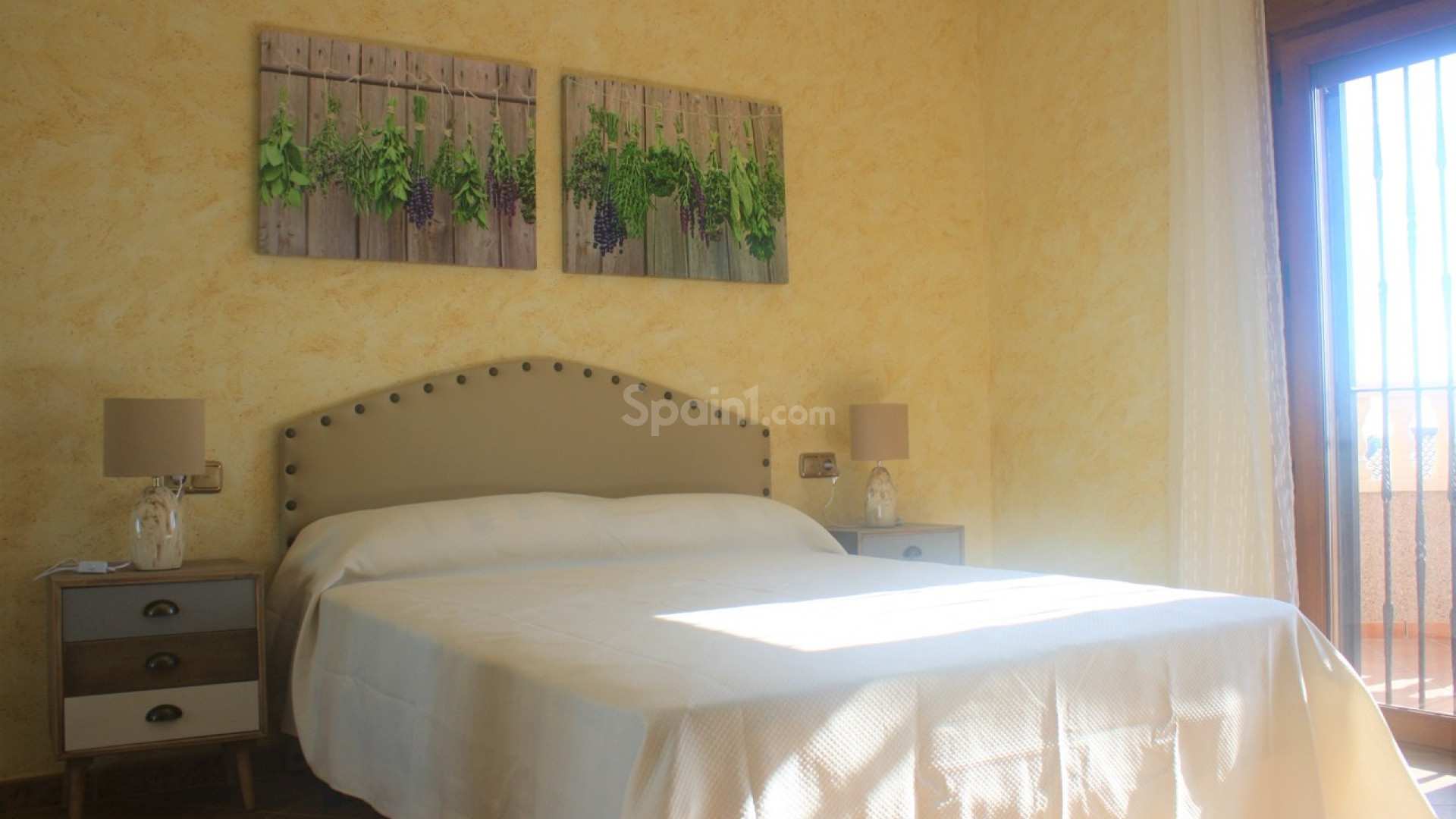 Resale - Villa -
Los Altos