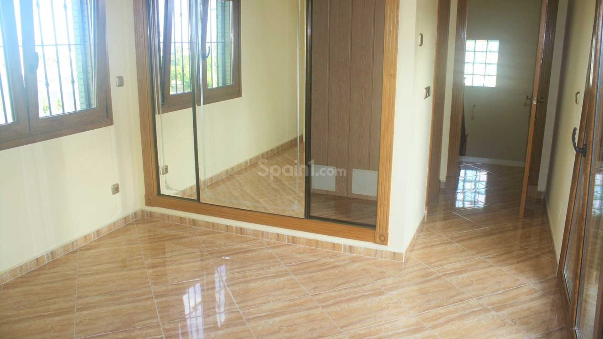 Resale - Villa -
Los Altos