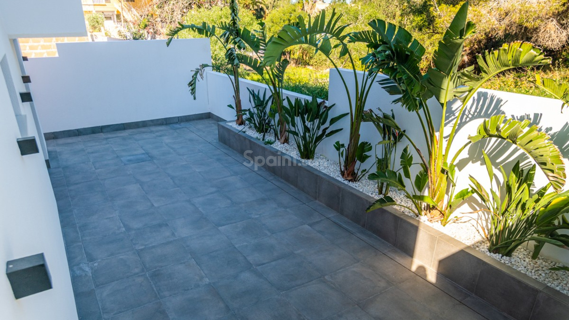 Resale - Villa -
Los Balcones - Los Altos del Edén - Los Altos
