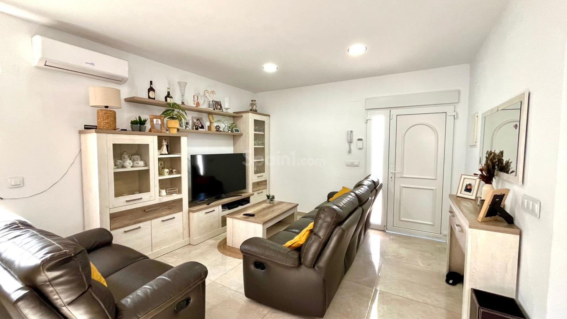 Resale - Villa -
Los Balcones