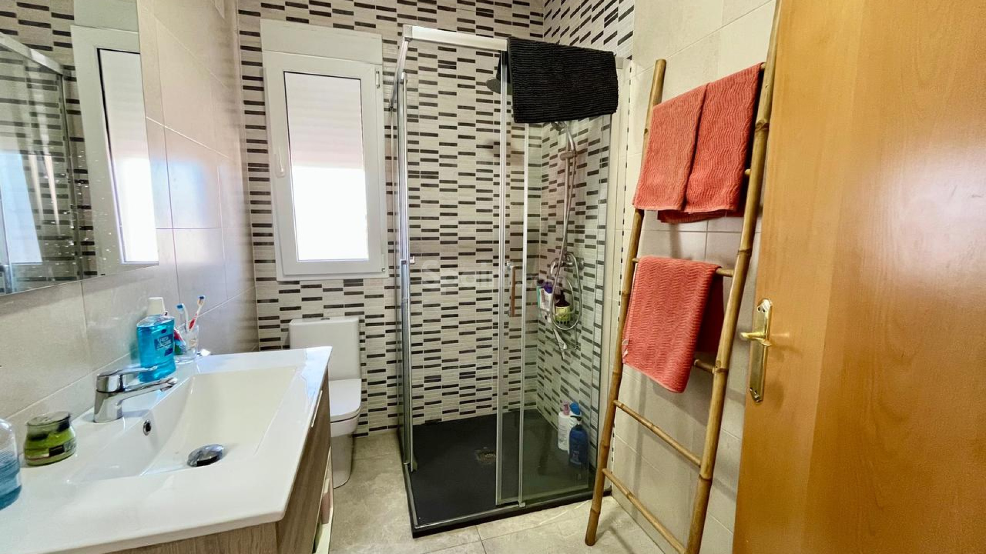 Resale - Villa -
Los Balcones