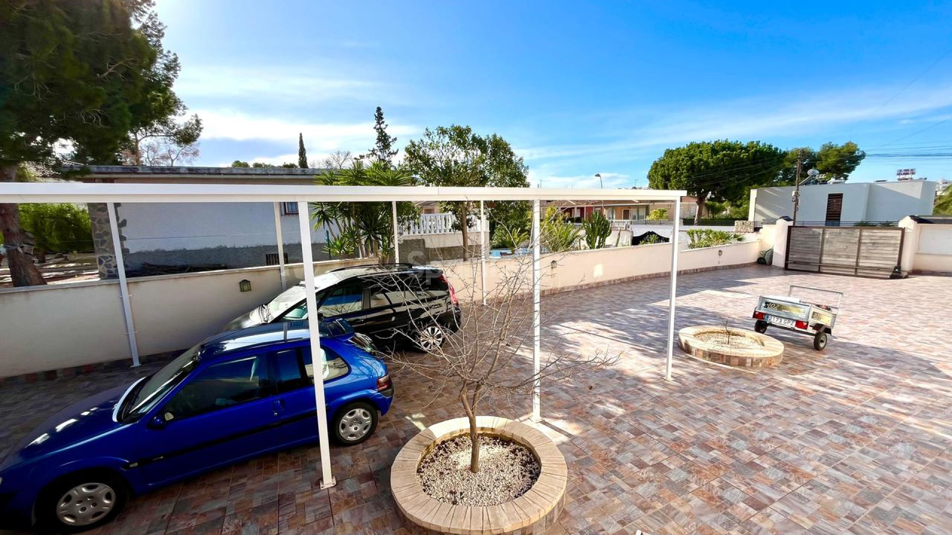 Resale - Villa -
Los Balcones