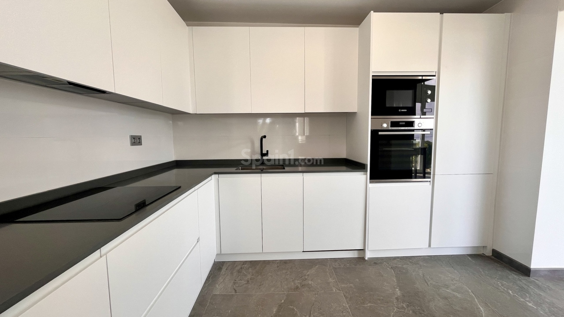 Resale - Villa -
Los Balcones