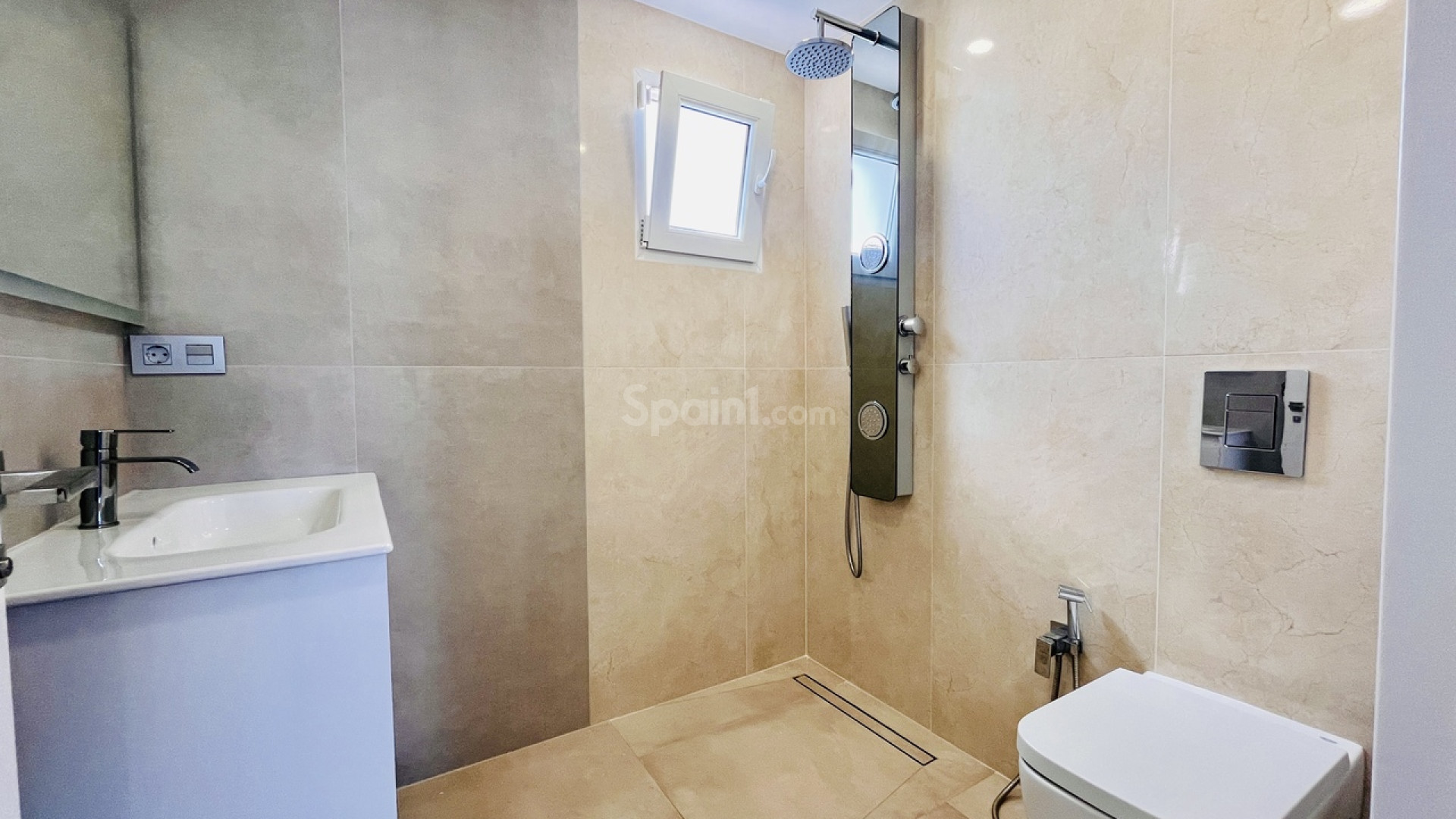 Resale - Villa -
Los Balcones