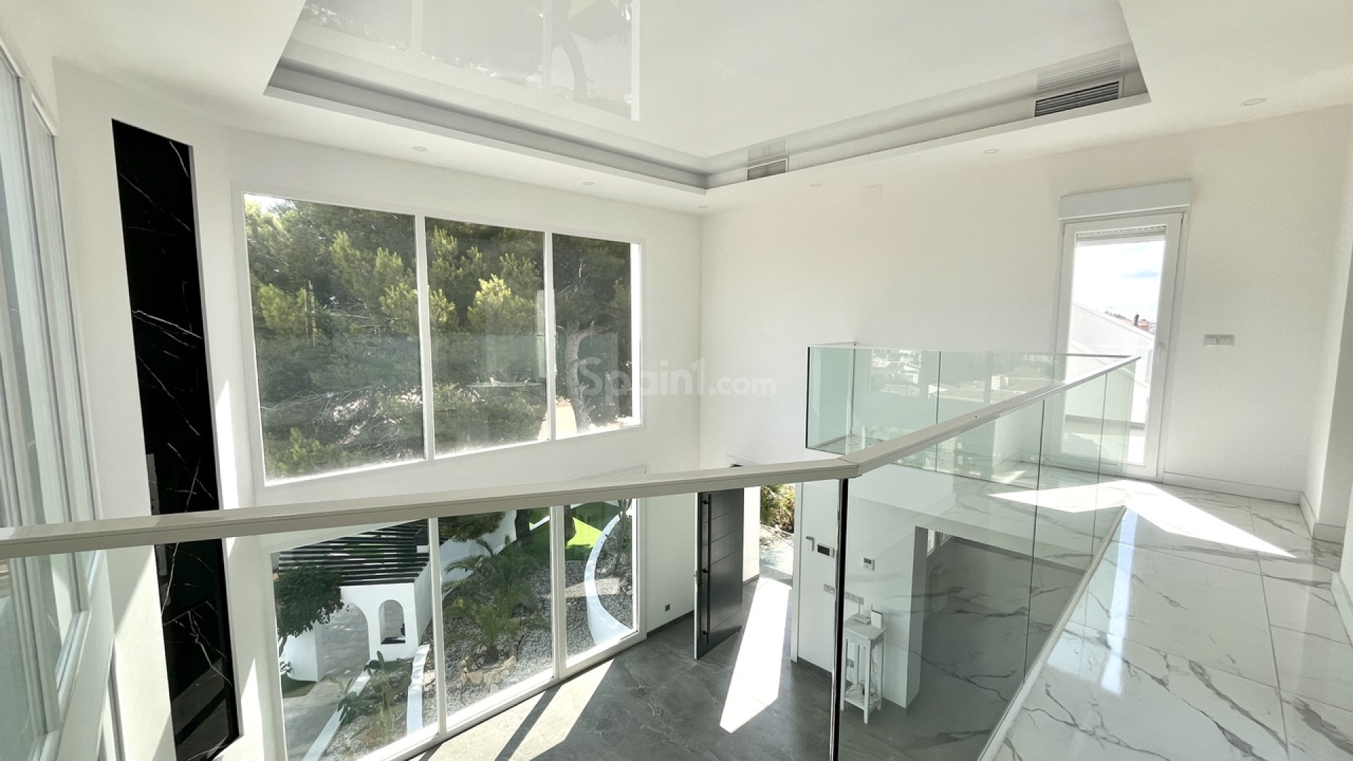 Resale - Villa -
Los Balcones