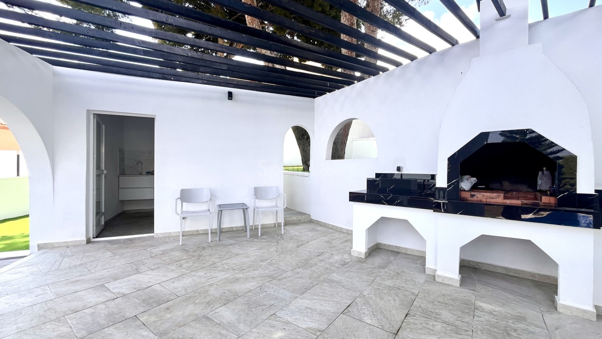 Resale - Villa -
Los Balcones