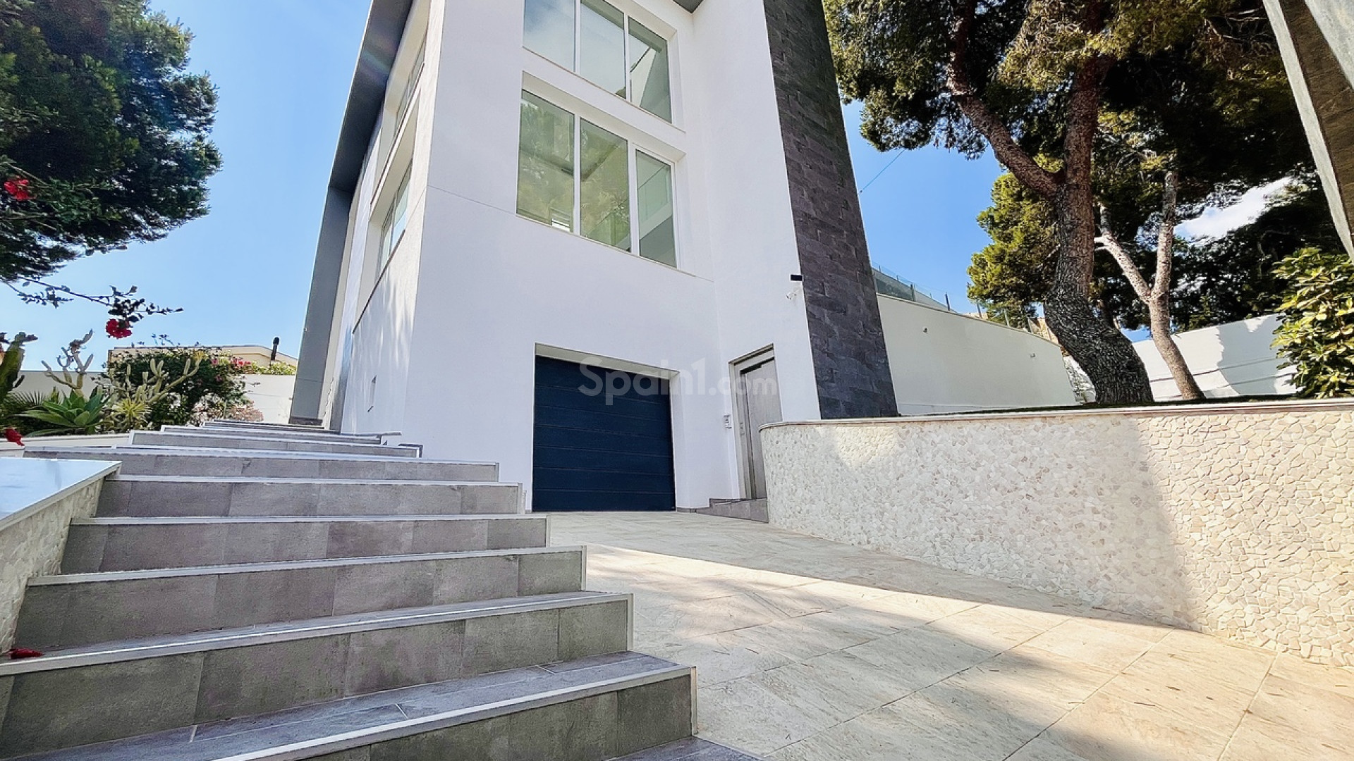 Resale - Villa -
Los Balcones