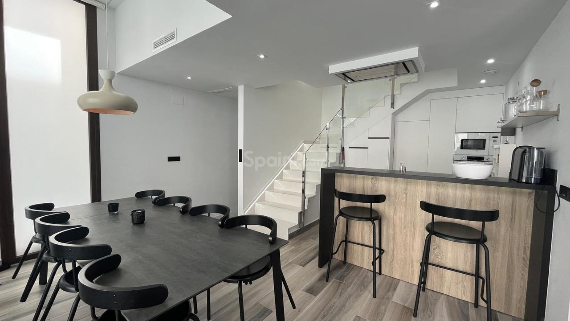 Resale - Villa -
Los Balcones