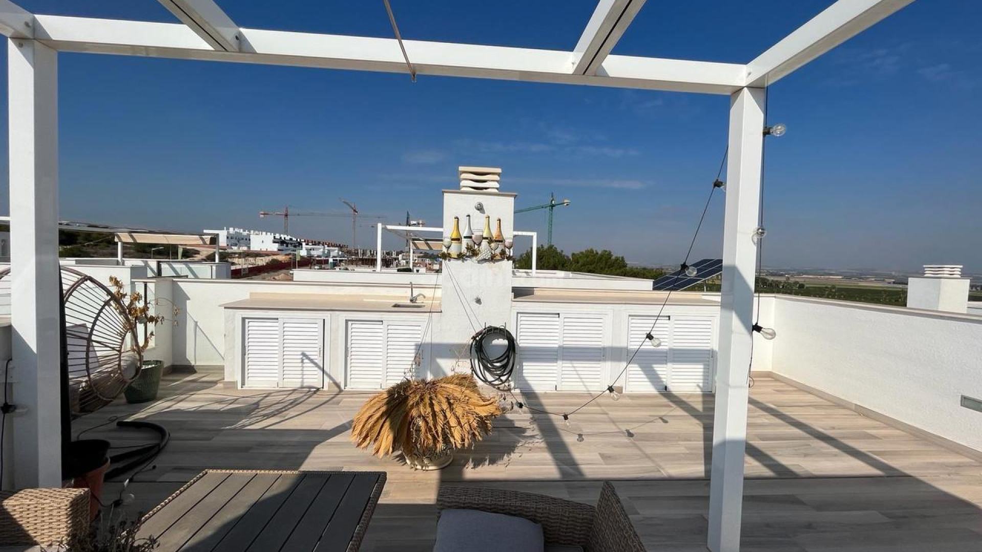 Resale - Villa -
Los Balcones