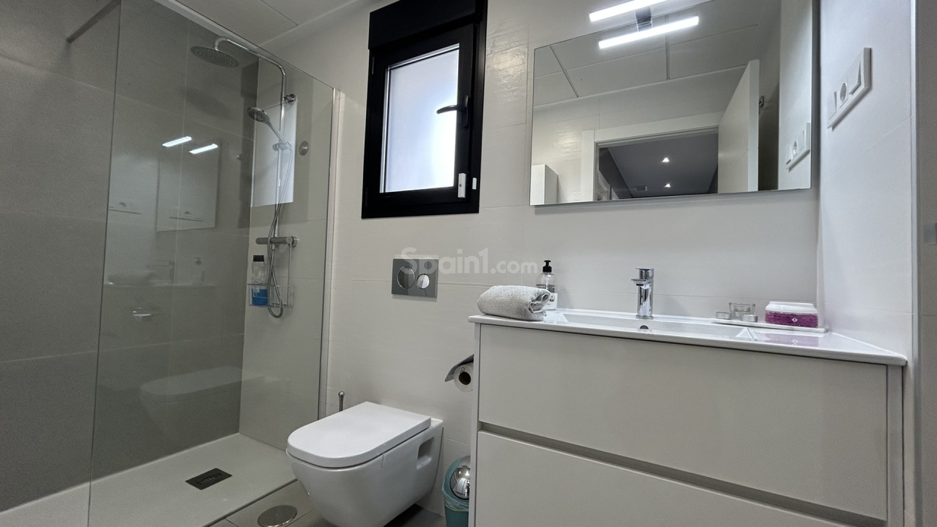 Resale - Villa -
Los Balcones