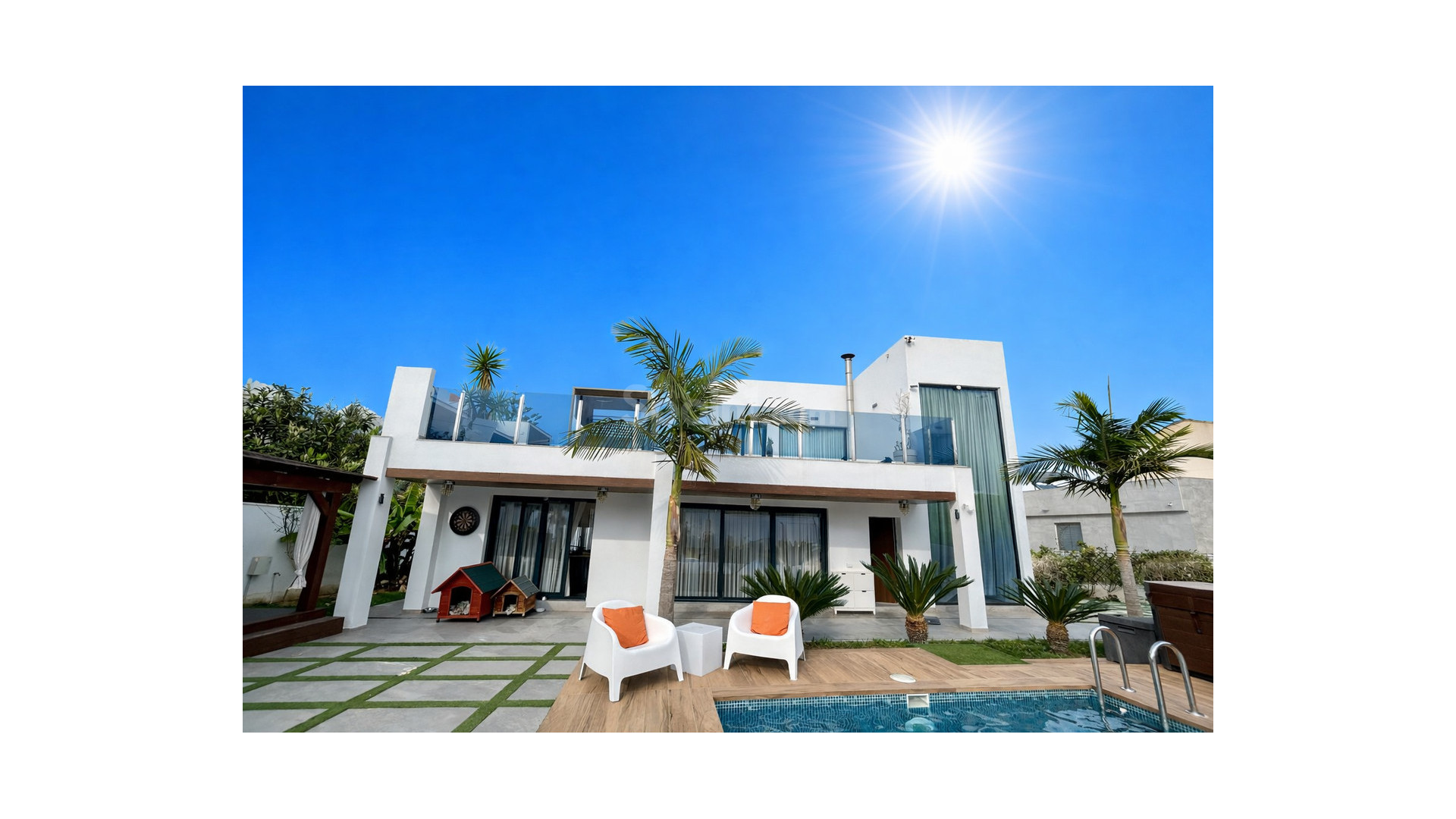 Resale - Villa -
Los Balcones