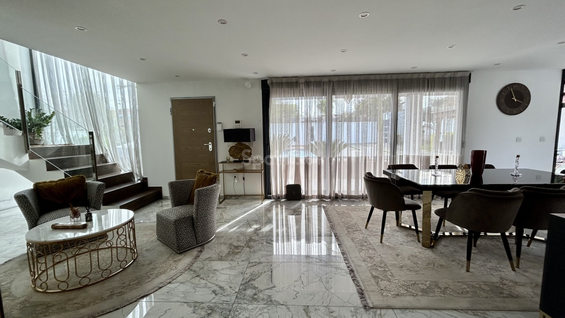 Resale - Villa -
Los Balcones