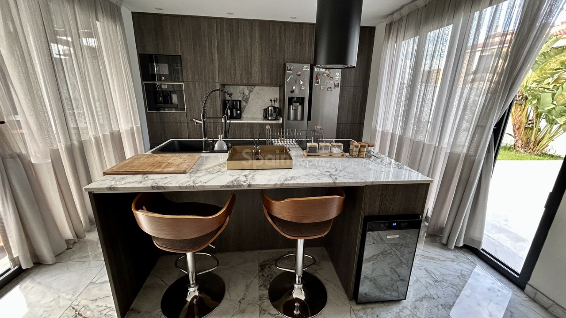 Resale - Villa -
Los Balcones