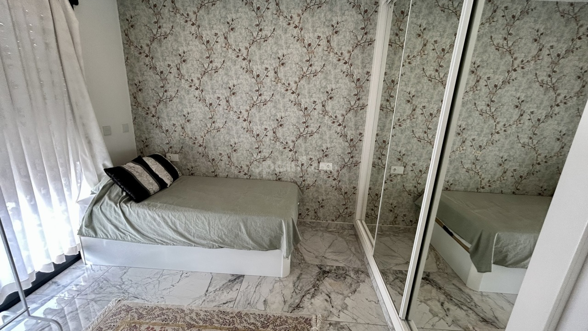 Resale - Villa -
Los Balcones