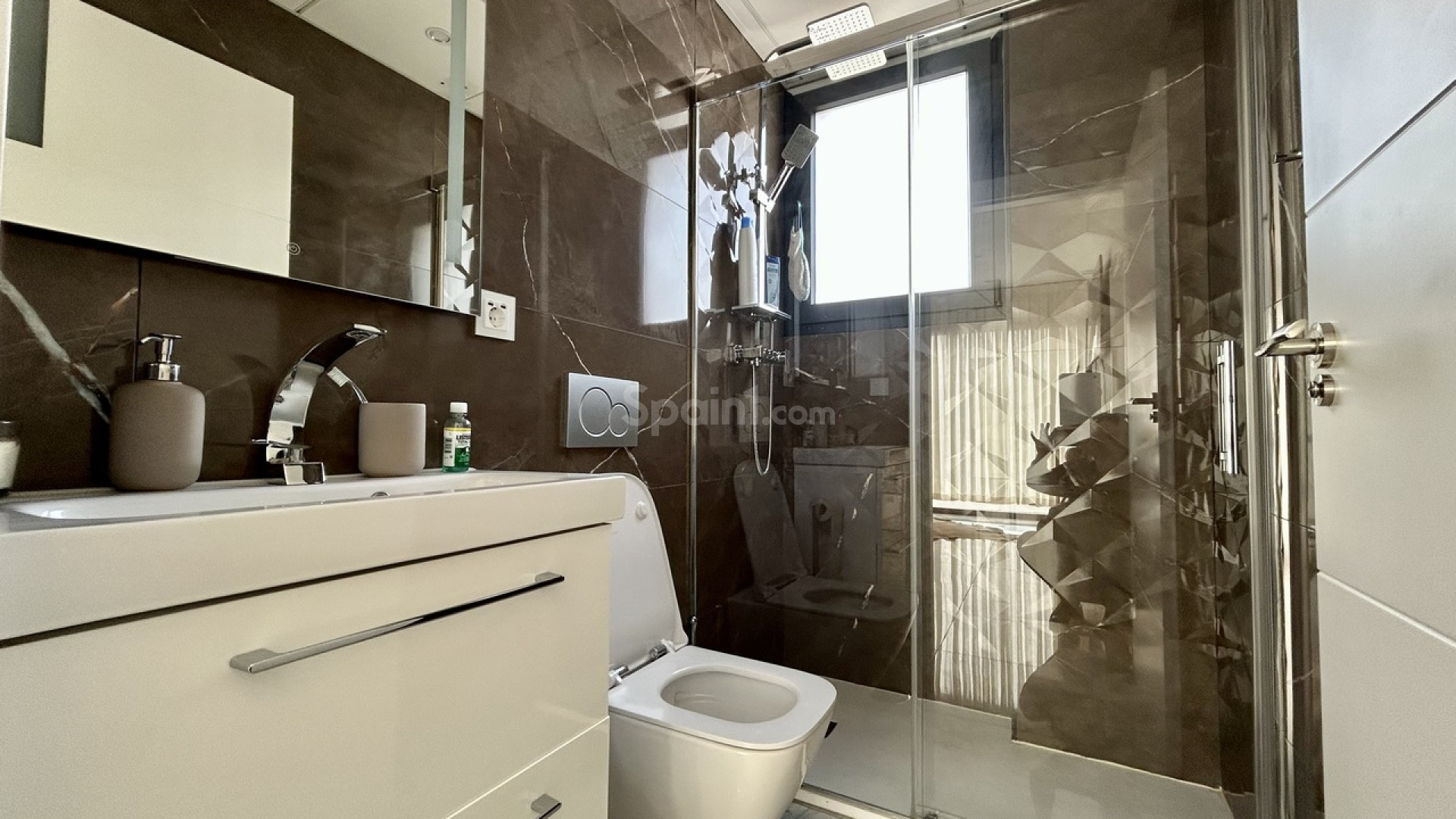 Resale - Villa -
Los Balcones