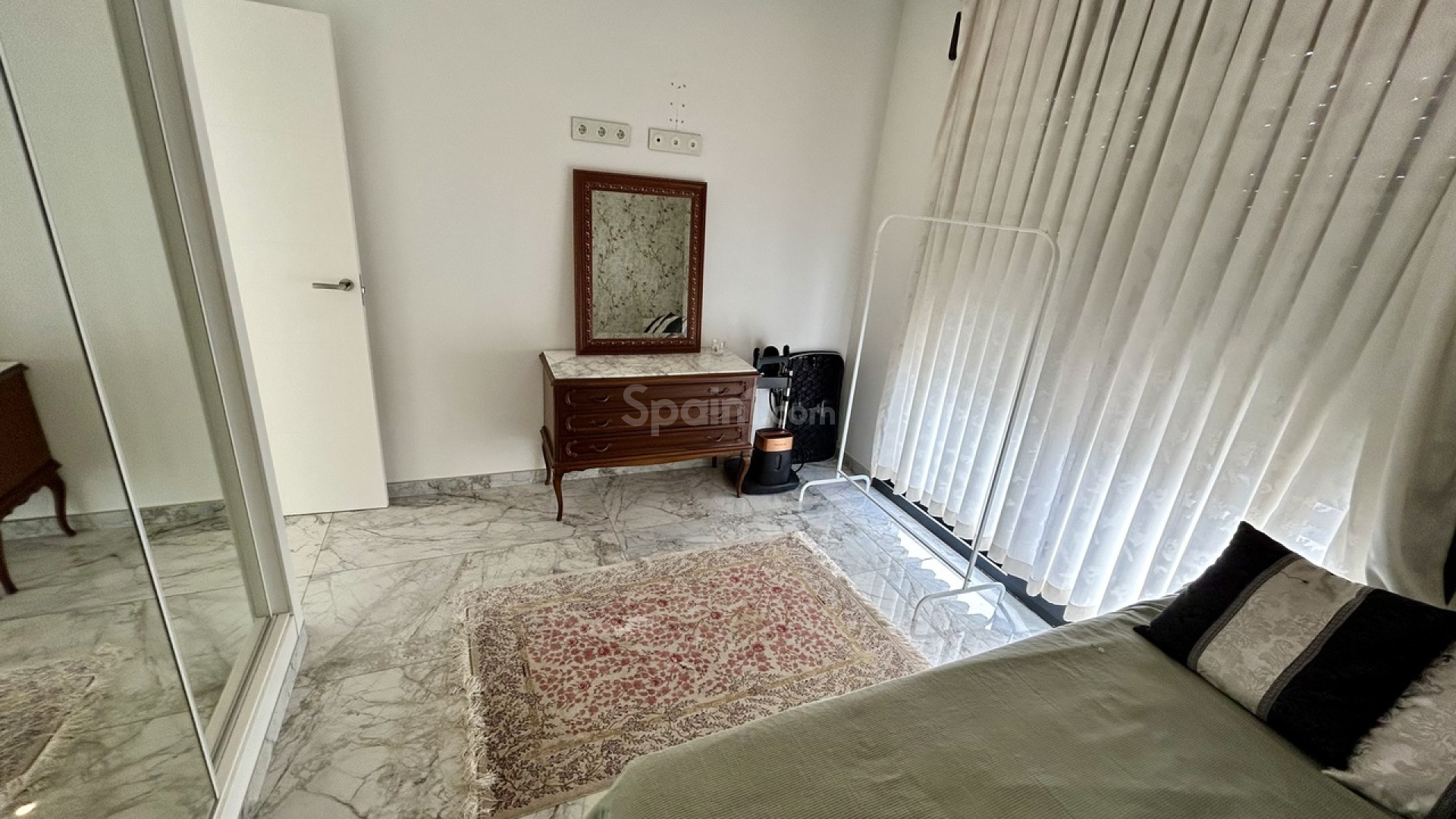 Resale - Villa -
Los Balcones