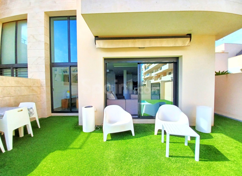 Resale - Villa -
Los Dolses