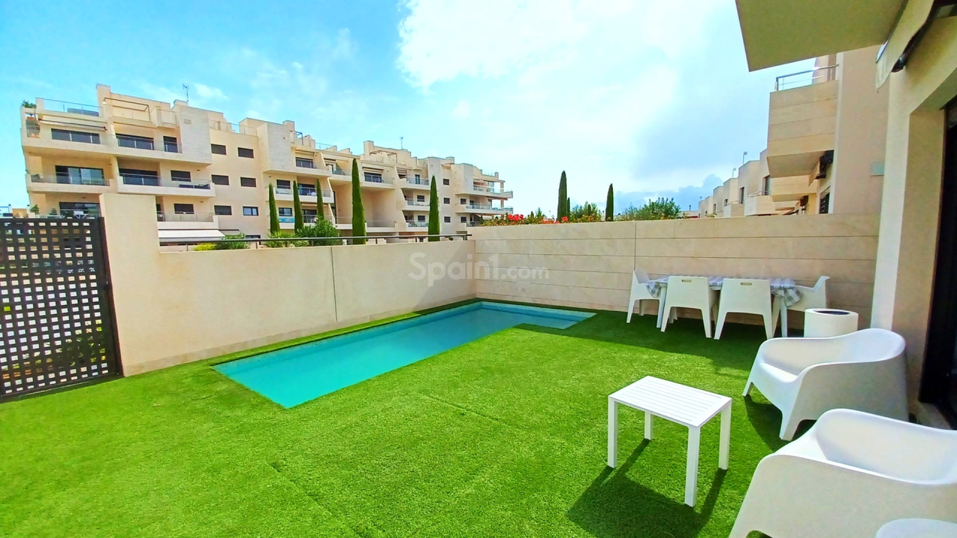 Resale - Villa -
Los Dolses