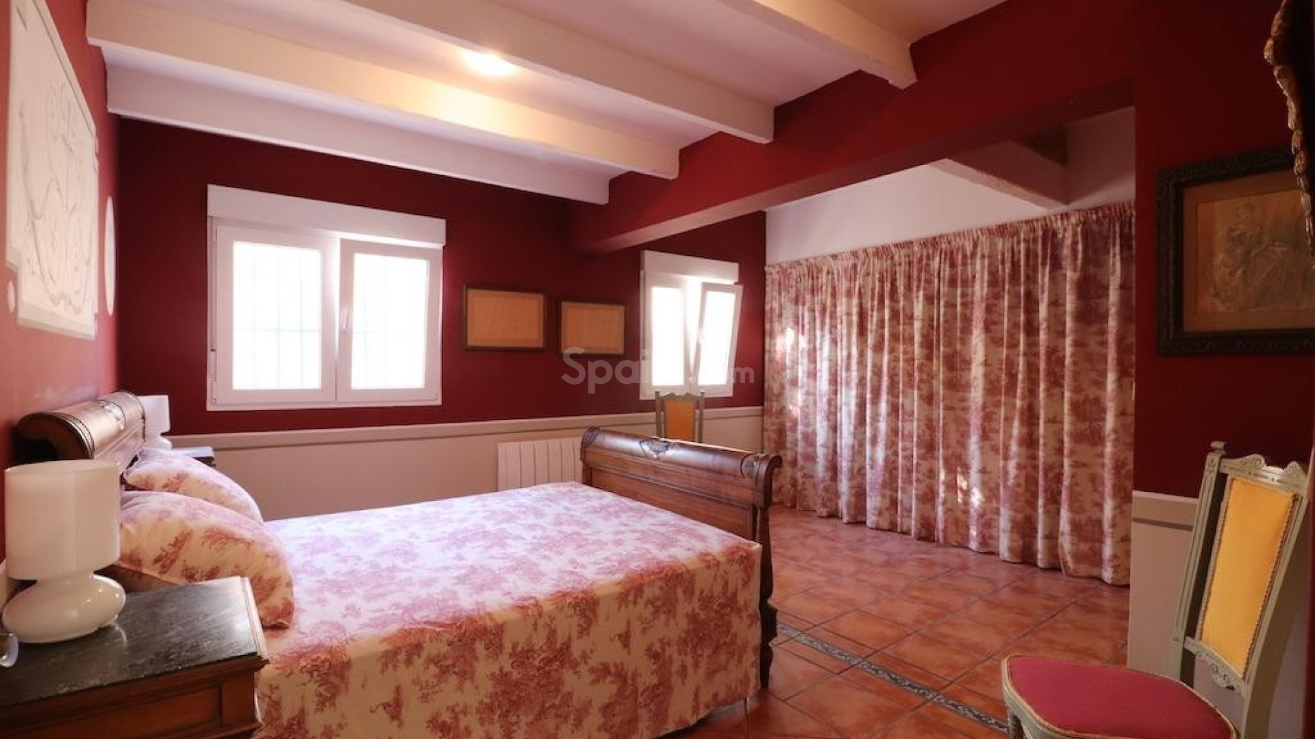 Resale - Villa -
Los Dolses