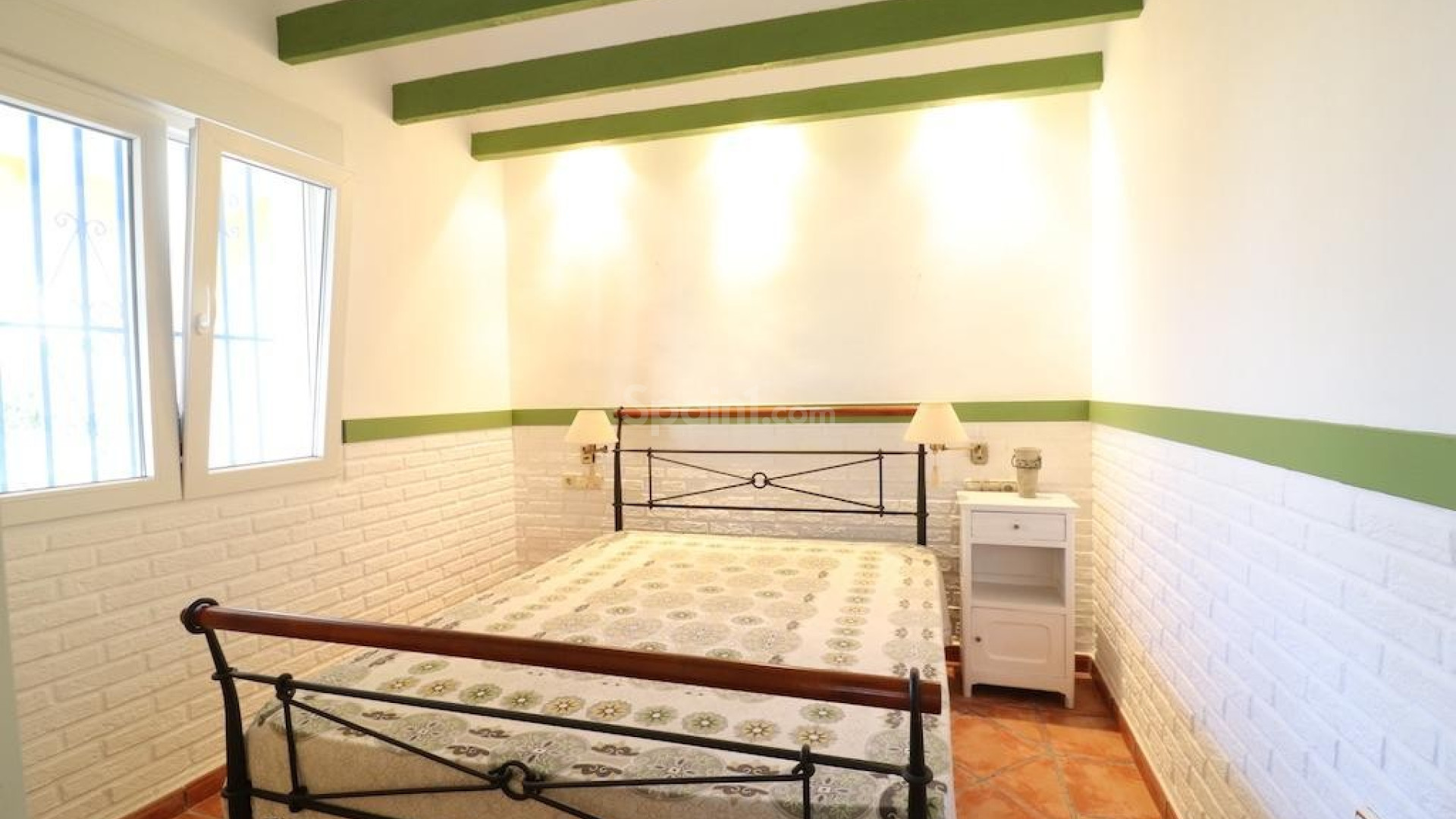 Resale - Villa -
Los Dolses