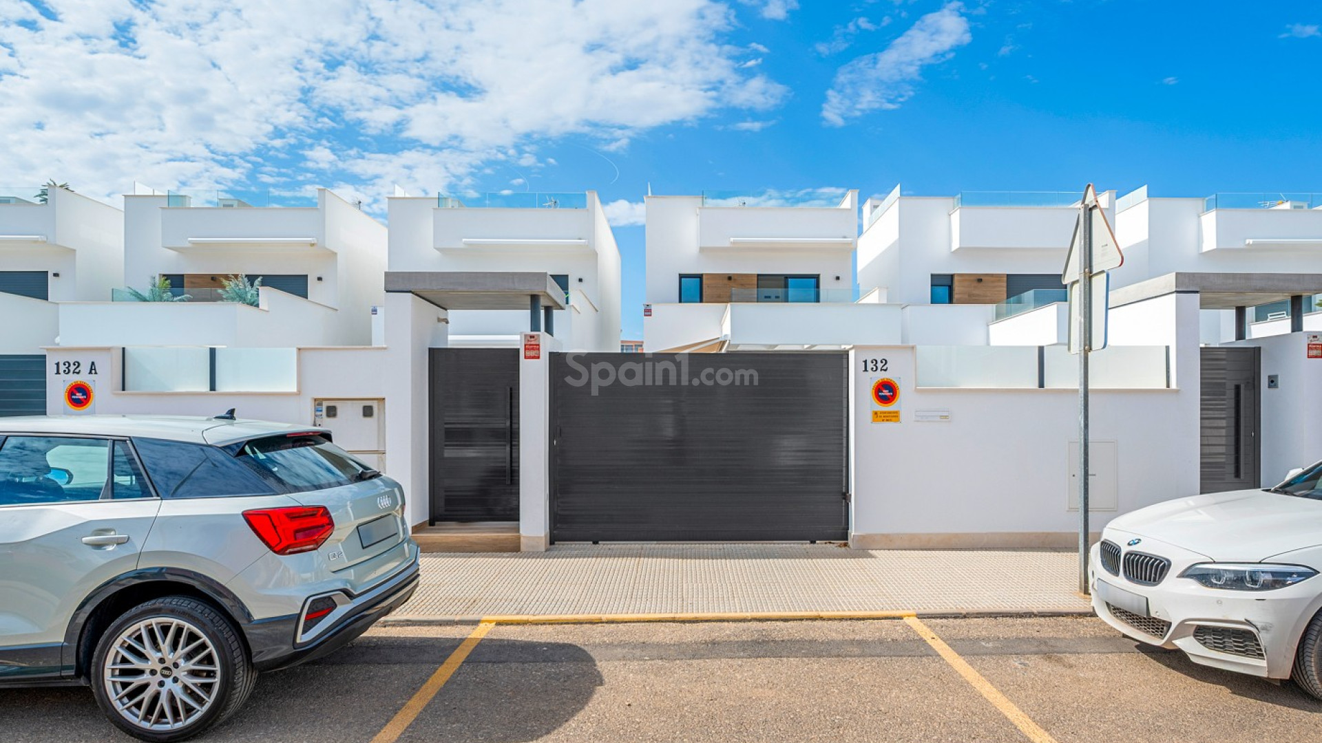 Resale - Villa -
Los Montesinos - La Herrada