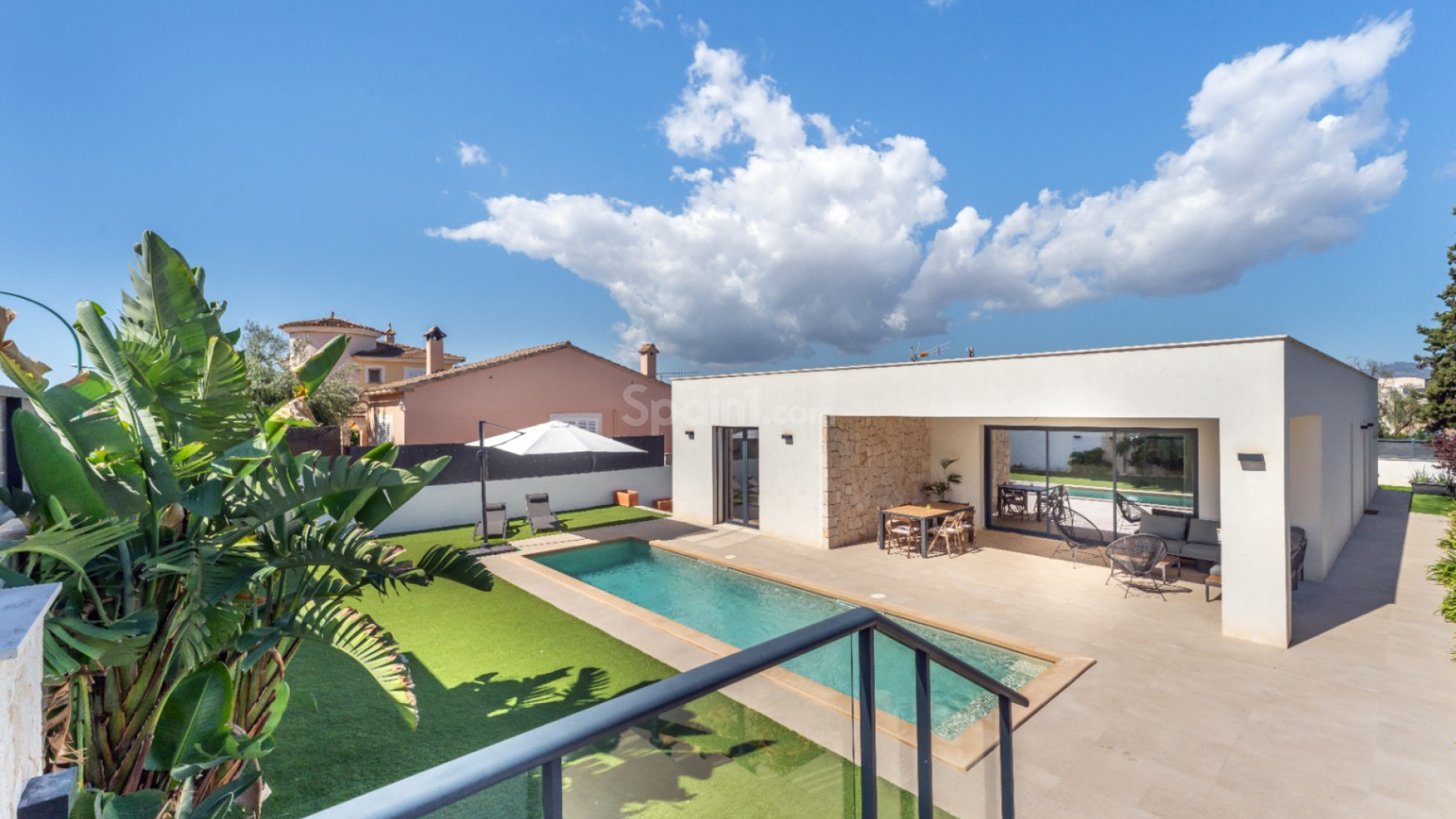 Resale - Villa -
Marrachí - Mallorca