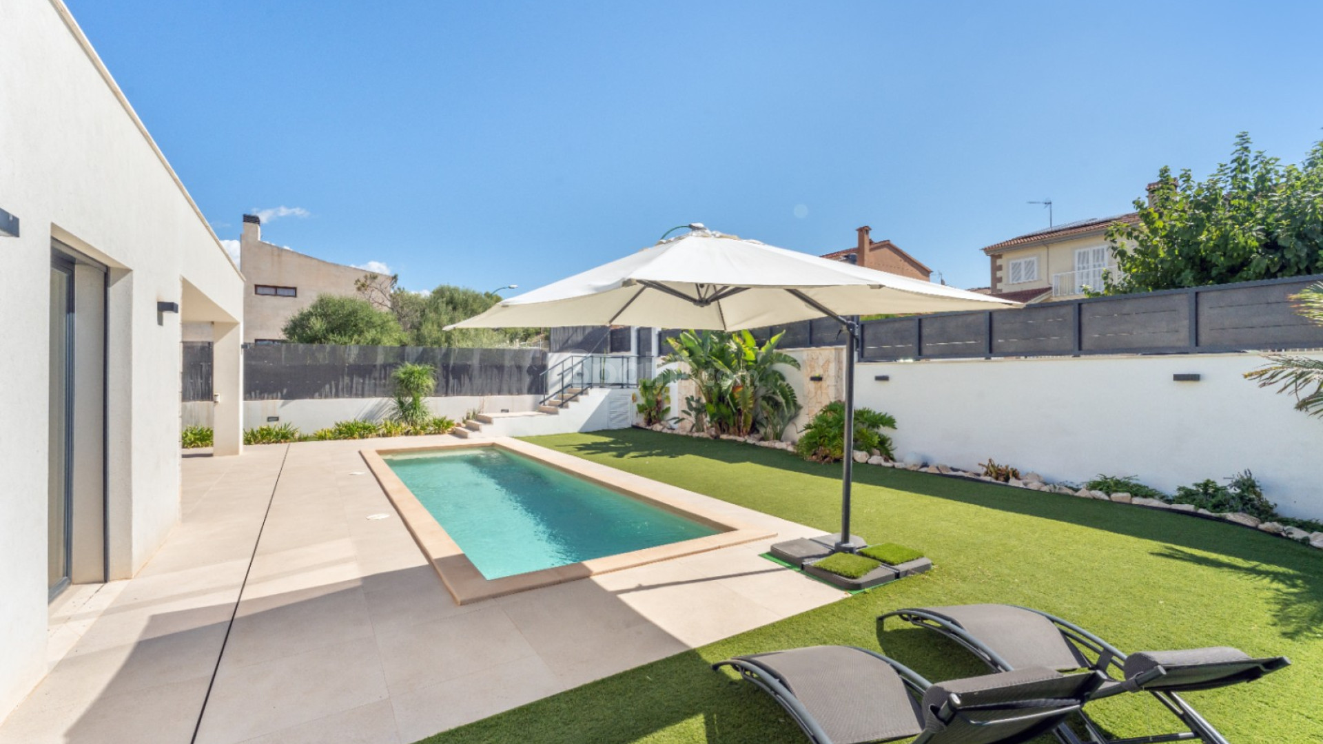 Resale - Villa -
Marrachí - Mallorca