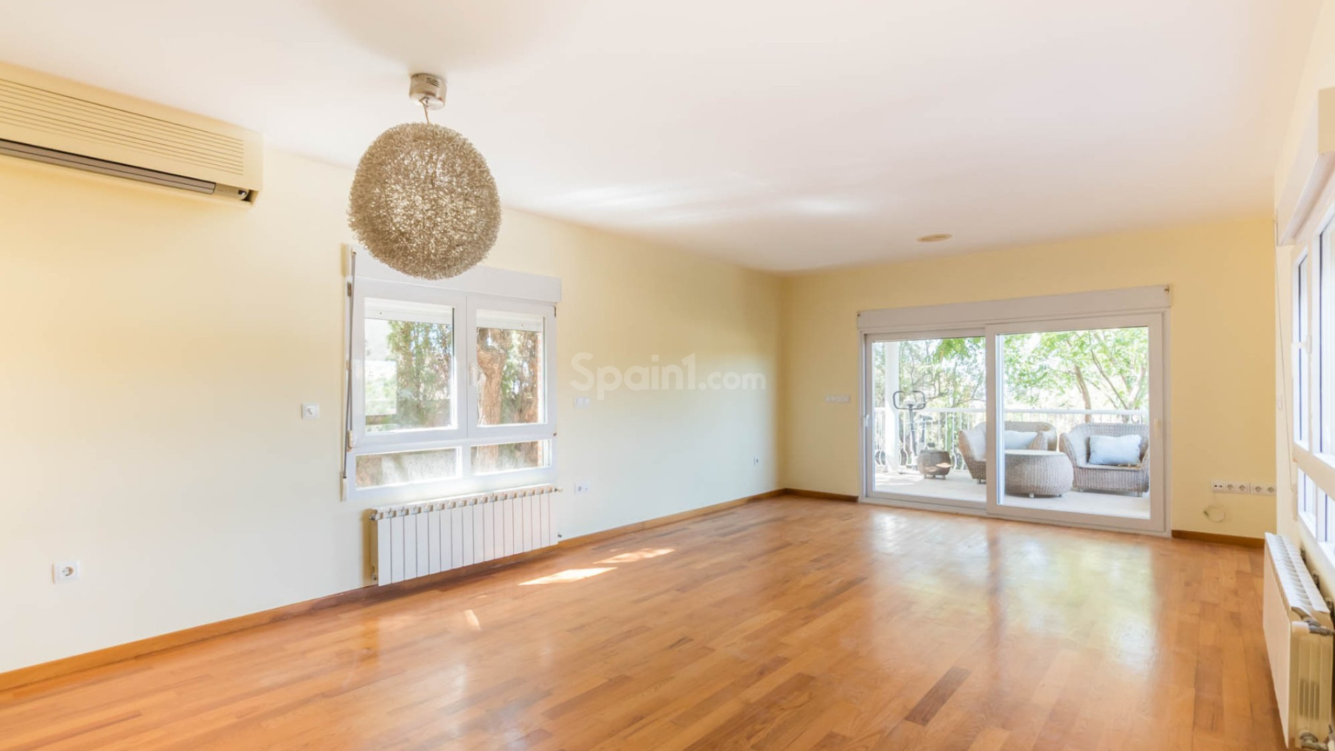 Resale - Villa -
MOLINA DEL SEGURA